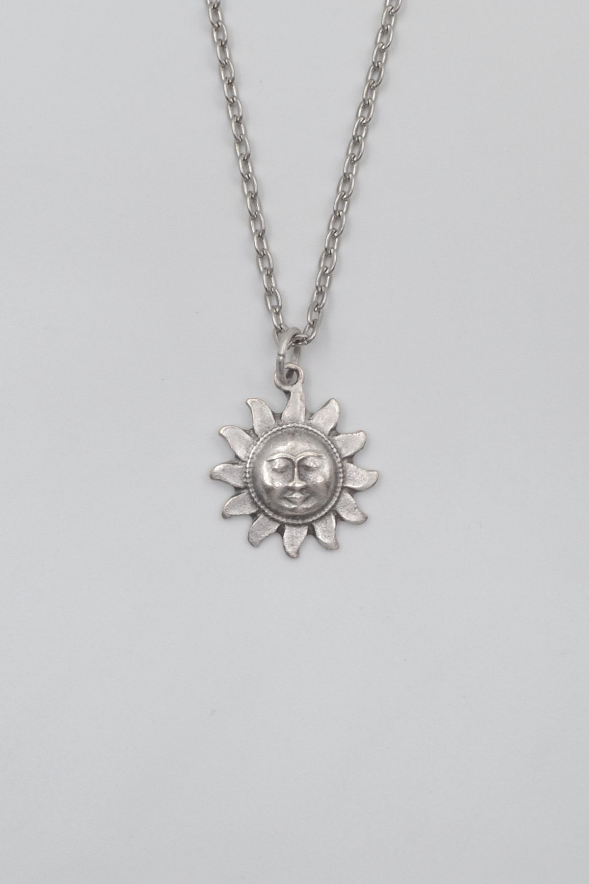 Bu Farklı Vintage Güneş Yüz Düz Ezme Zincir Kolye - Antik Gümüş Kaplama - Kadın Erkek - 60 cm