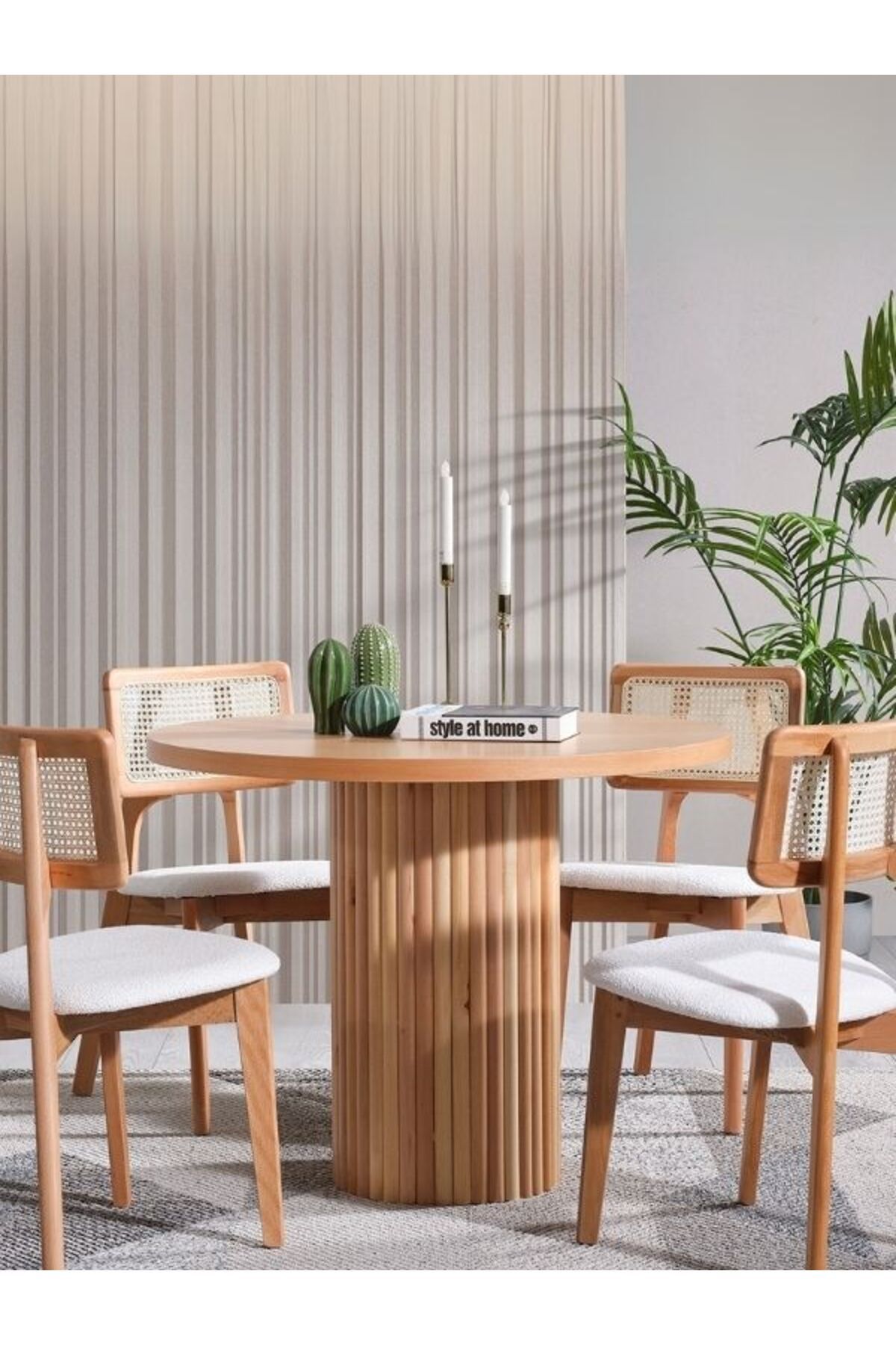 Gazzini Furniture Arya Yuvarlak Ahşap Bohem Masa 130x130