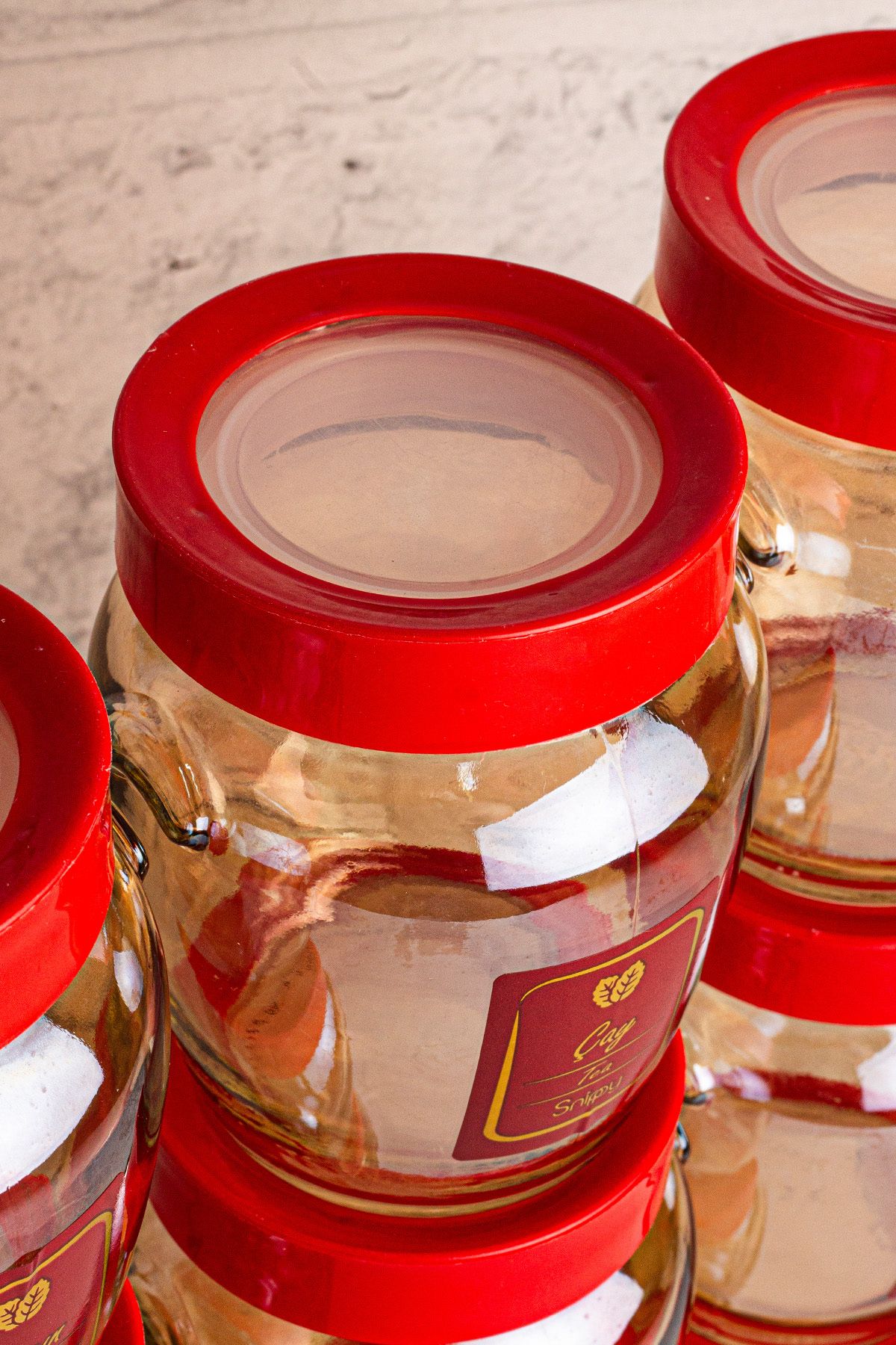 Snippy-Ruby Gold- Set of 12 Vacuumed Red Plastic Lids and Labeled Glass Spice Jar Storage Containers 580ml 6