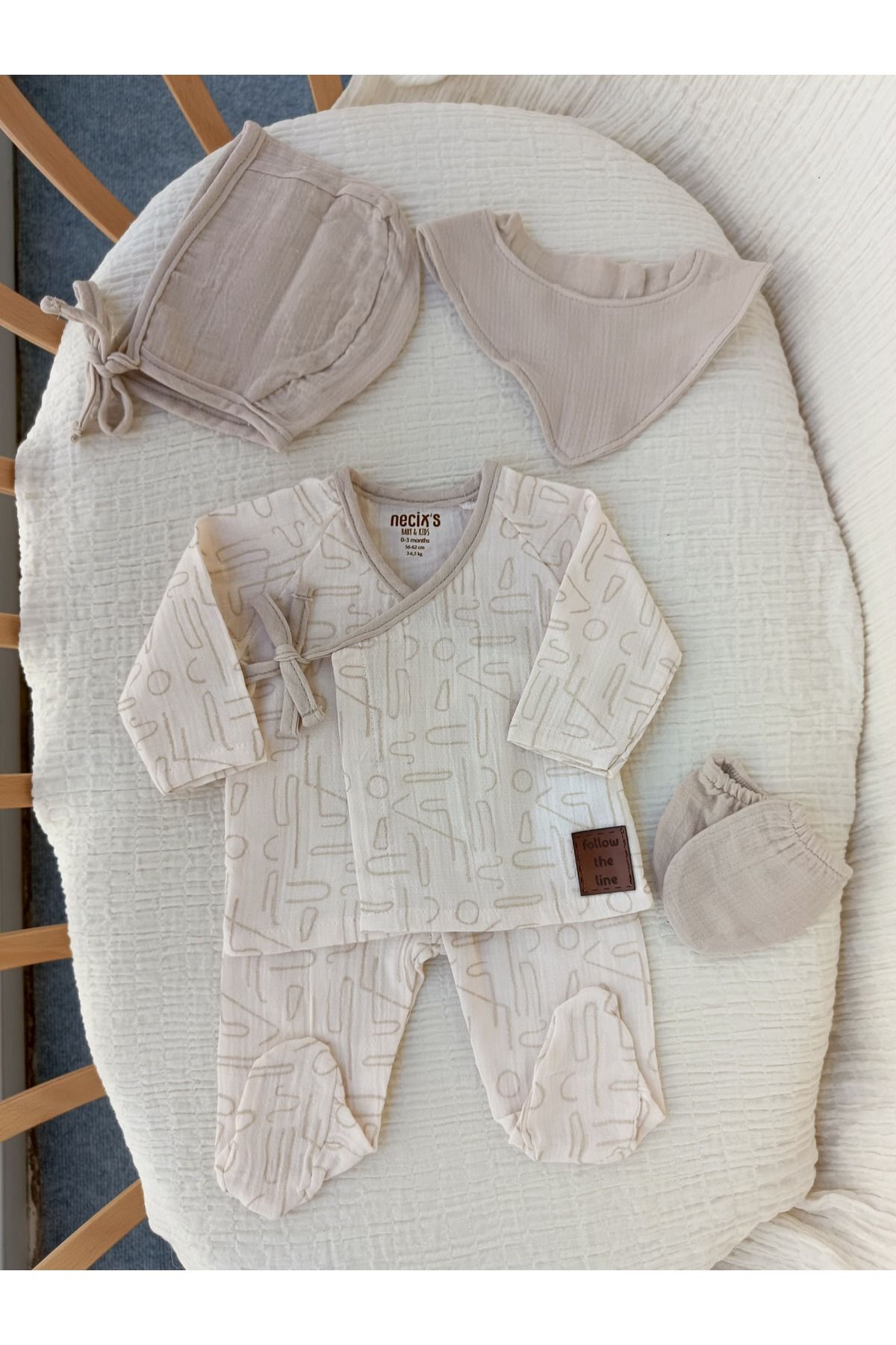 Babystasarım Linear Müslin Hastane Çıkışı Set