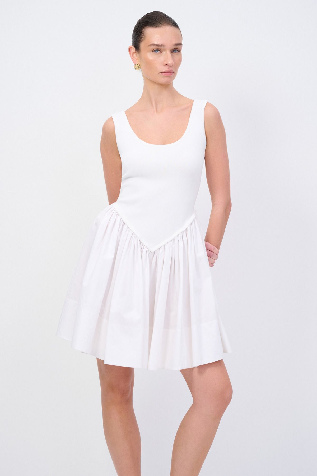 Love My Body Moda Tutkusu Triko Detaylı Kolsuz Mini Elbise