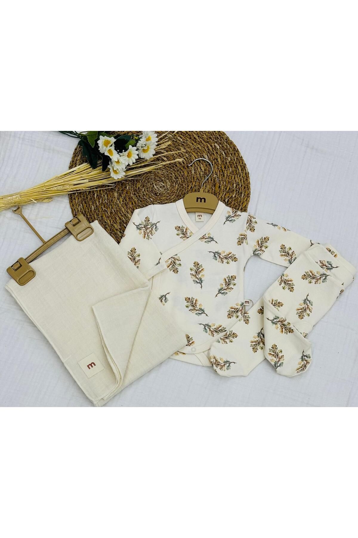 Minisse Baskılı Çıtçıtlı Badi, Alt ve Müslin Battaniyeli Yenidoğan Bebek 3lü Set