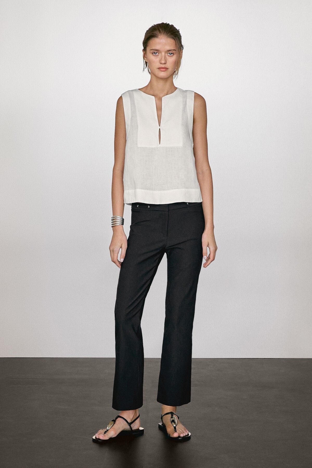 Massimo Dutti Blouse with seam detail, 100% linen