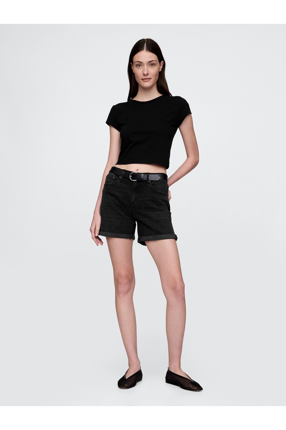 GAP Kadın Siyah 5" Mid Rise Denim Girlfriend Şort
