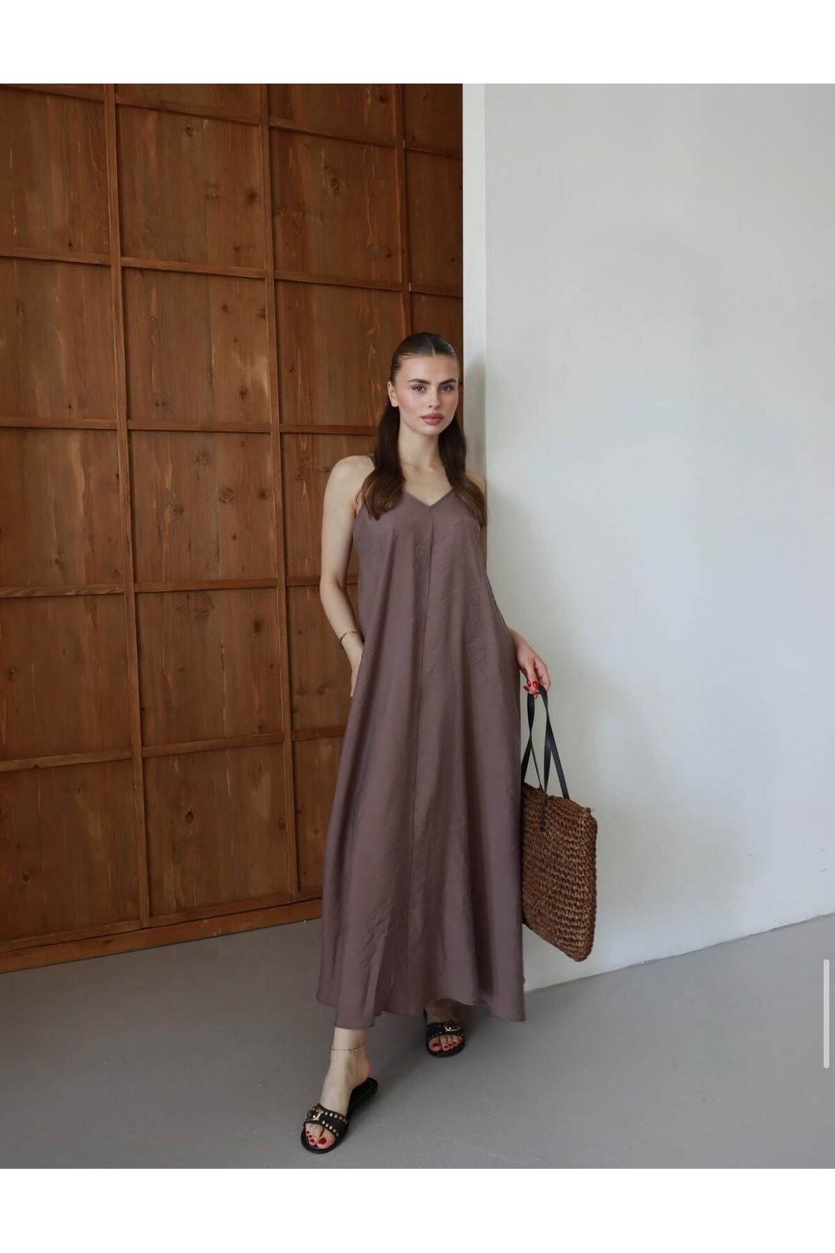 YONEZ MODA Kadın Rahat Keten Ayarlanabilir Askılı V Yaka Maxi Elbise