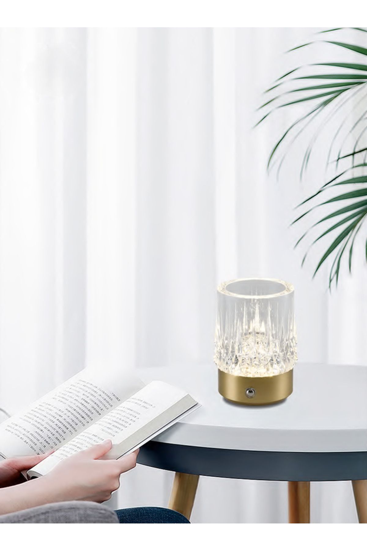 Home Zarafetin Işıltısını Evinize Taşıyan Kristal LED Masa Lambası✨