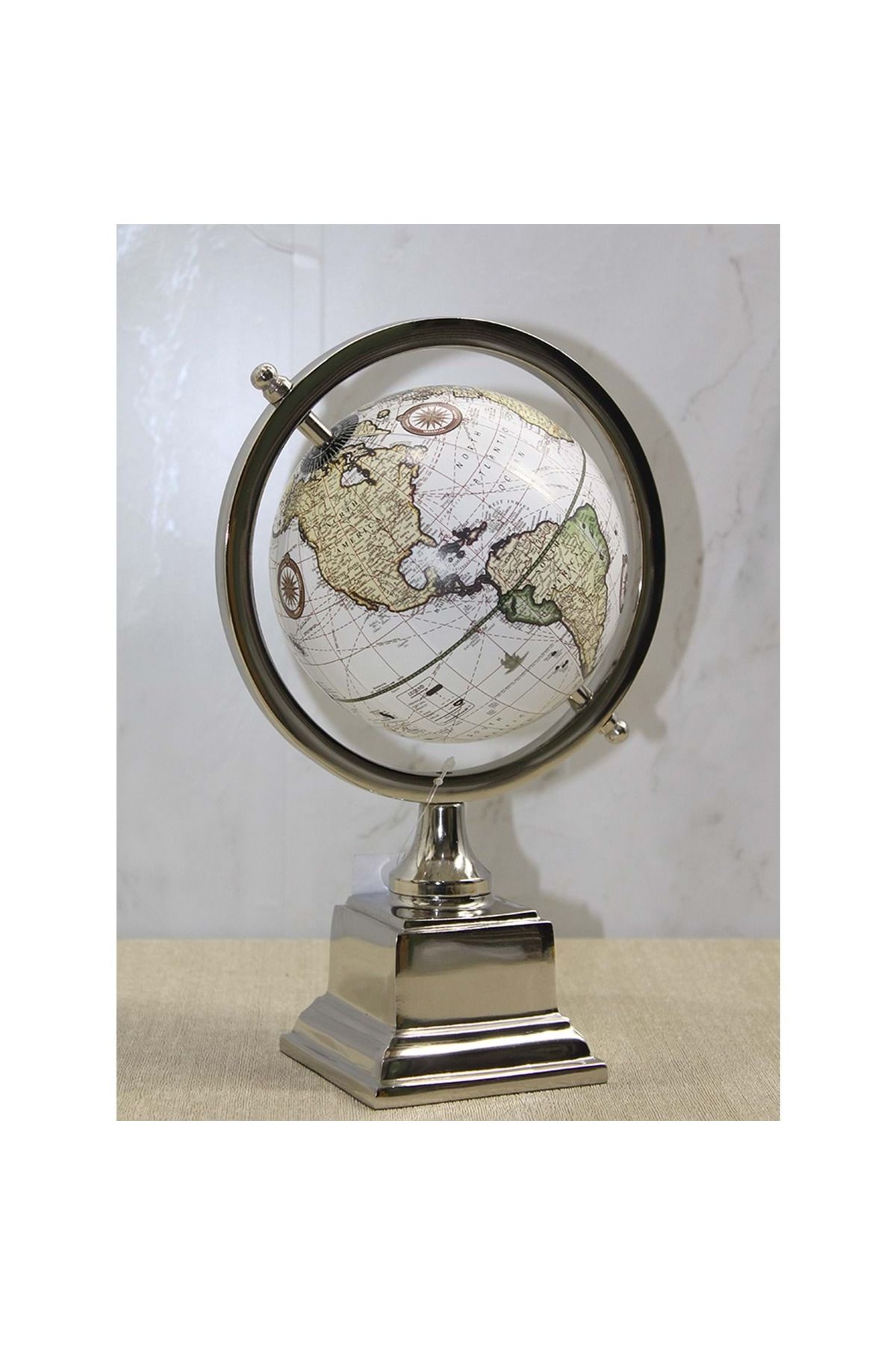 Store Dekoratif Dünya Küre 26*19 Cm