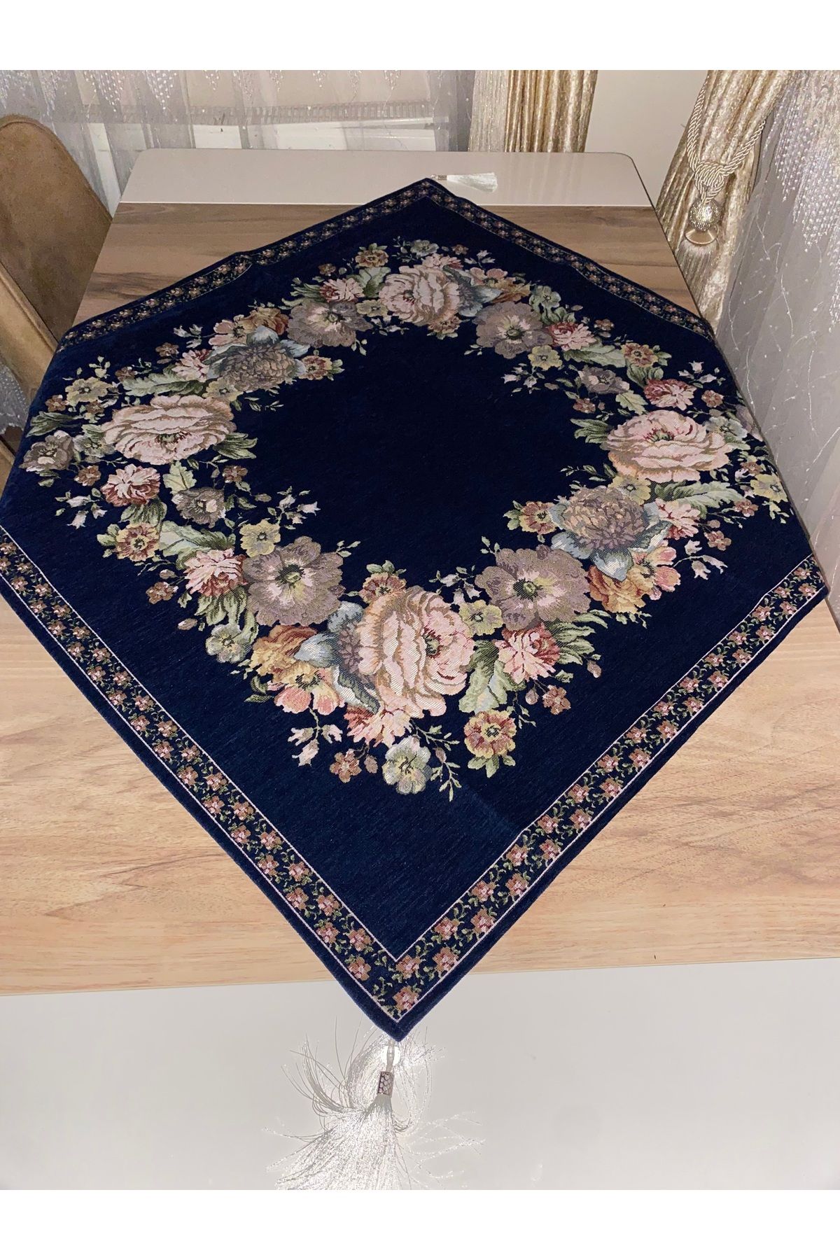 MYHOMEGOBLEN GOBLEN SEHPA VE MASAÖRTÜSÜ BORDO