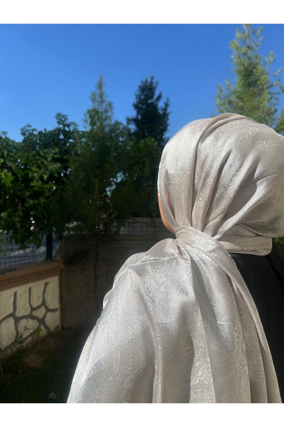 BZK BUTİK Etnik Gıri Desen Vural Ipek Şal