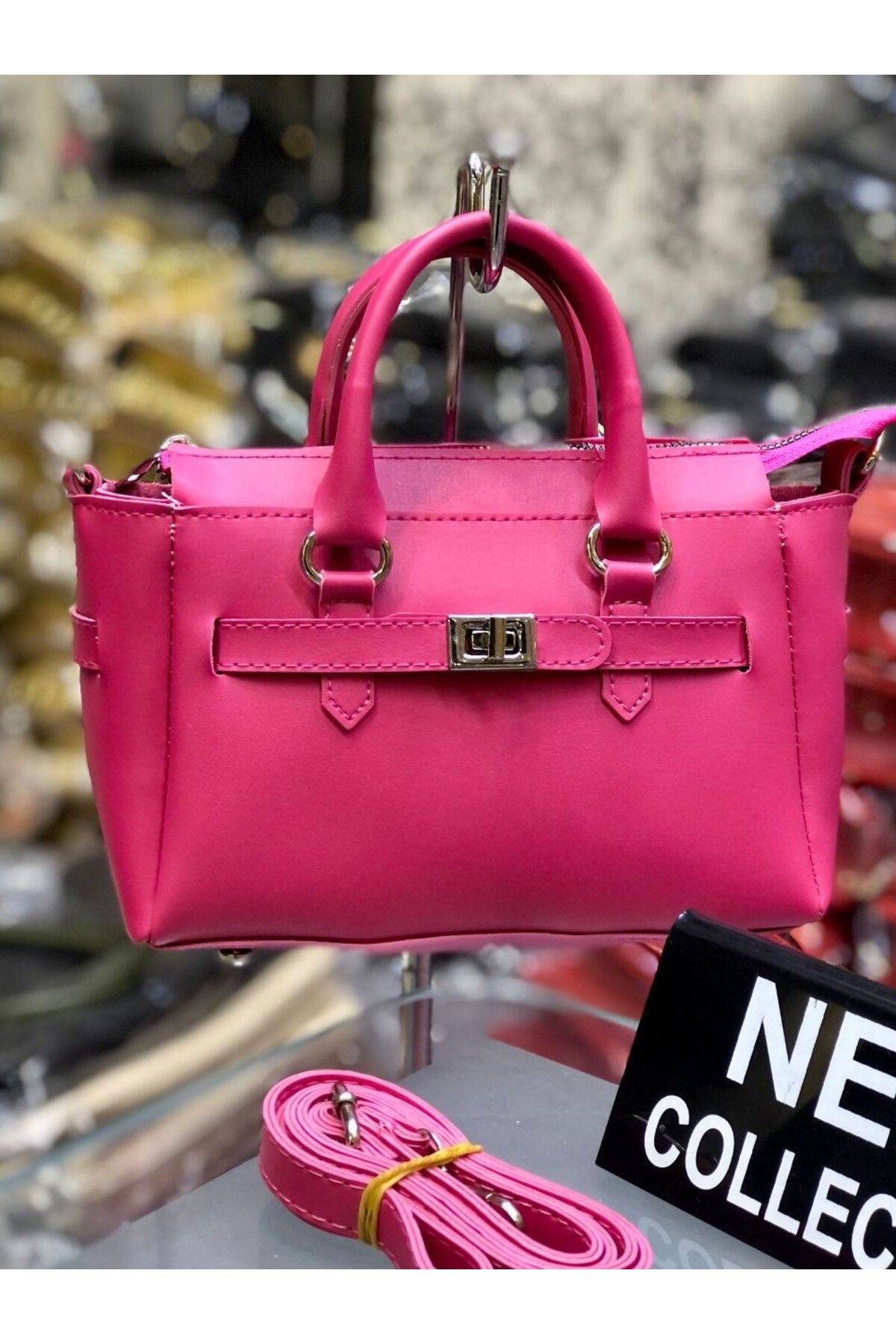 MODA LİMONBAGG FUŞYA KİLİT DETAYLI FERMUARLI KADIN OMUZ KOLVE EL ÇANTASI
