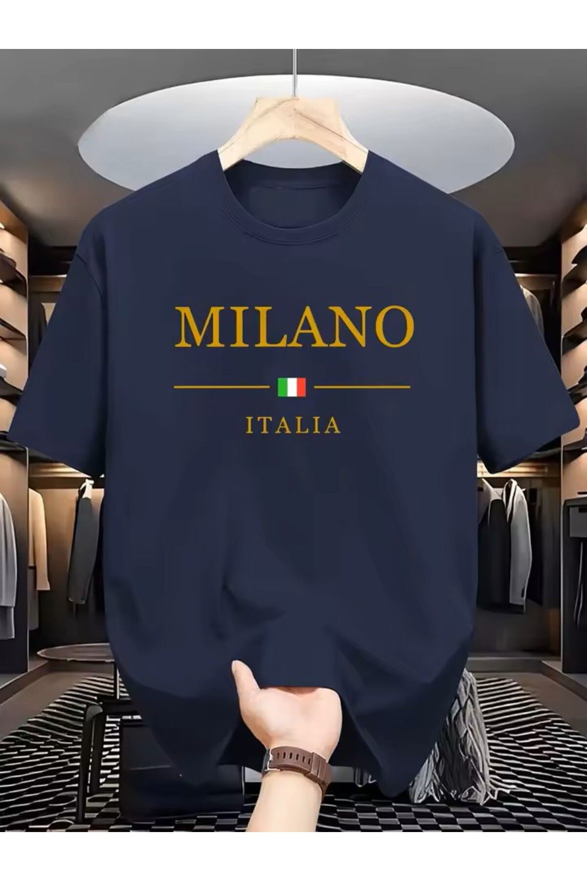 LEIVOR Milano Italia Baskılı T-shirt