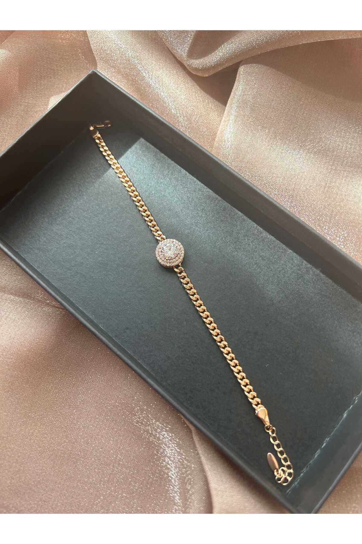 Ar Armese ROSE Yuvarlak Taşlı Işıltılı Xuping Kadın Bileklik