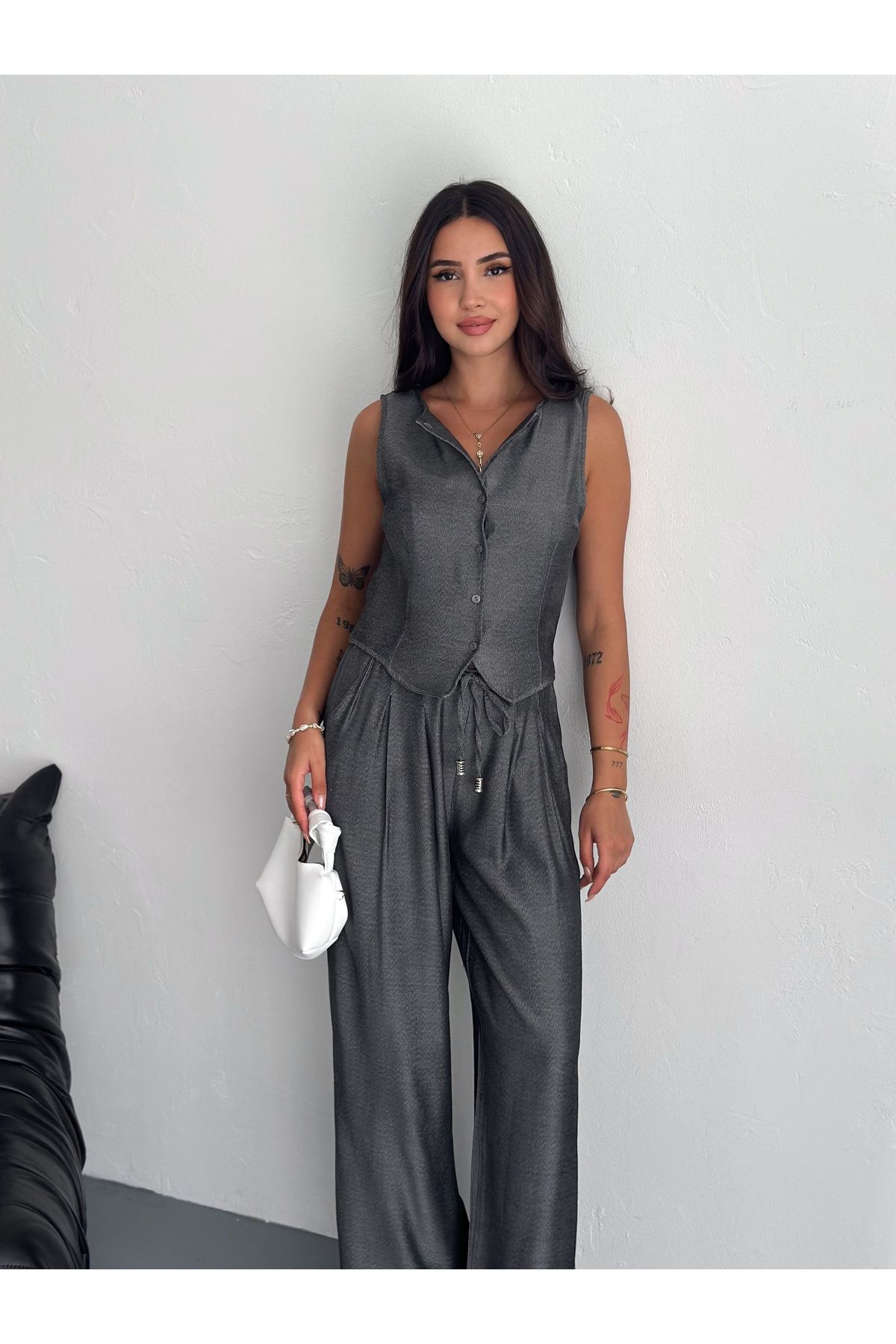 MODA Yelekli Geniş Paça Pantolonlu Takım