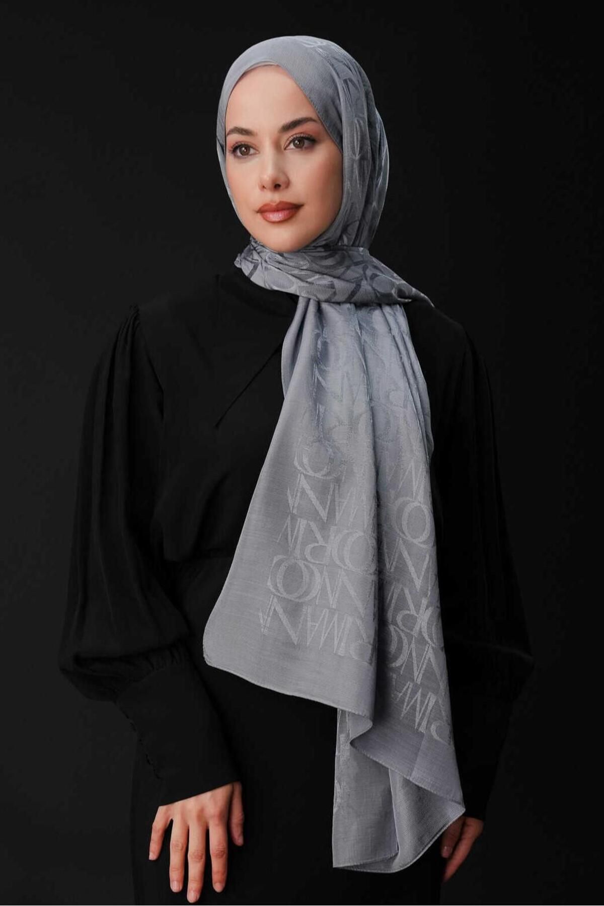 Imannoor İmannoor 3046 İmza Monogram Shiny Jakar Şal 70x200