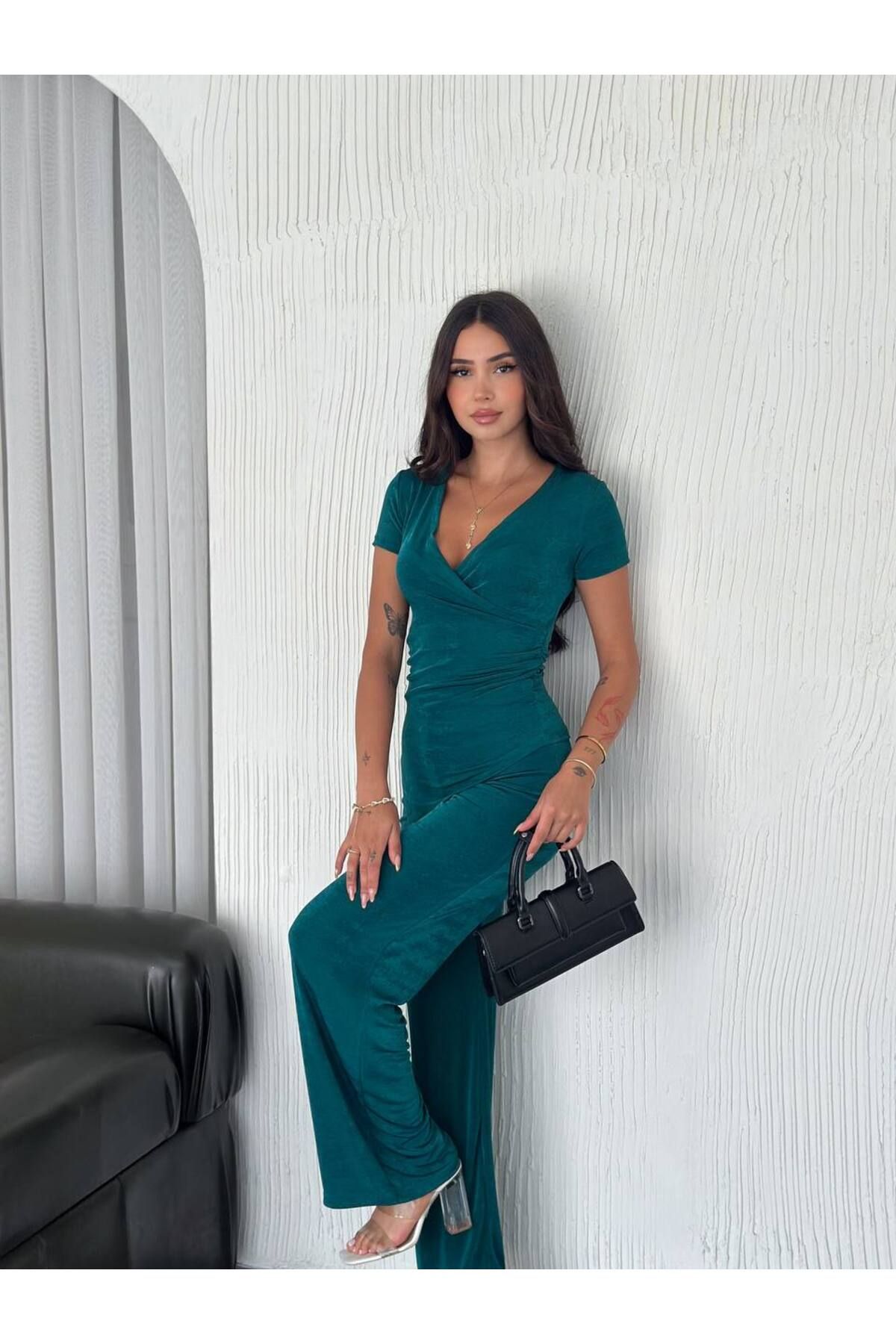 Castivo Fashion V Yaka Drapeli Kısa Kollu Salaş Takım