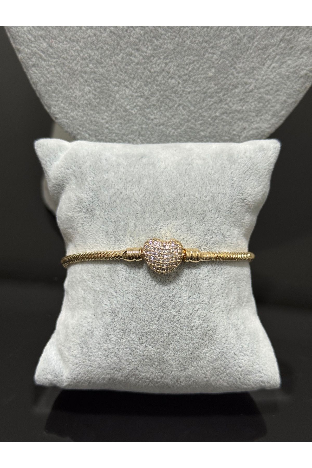 XUPING JEWELRY 18K taşlı kalp detaylı gold charm bileklik paslanmaz kararmaz
