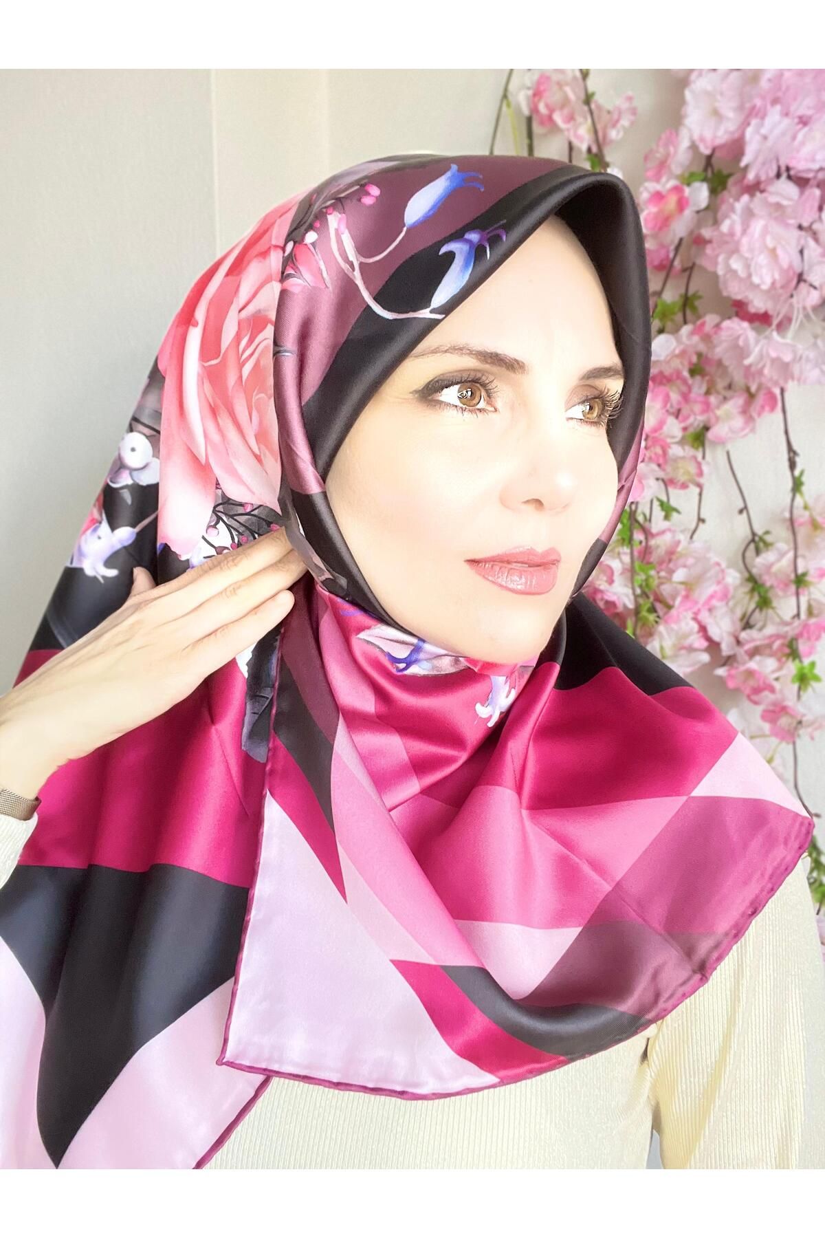 The Message Lüks Seri Twill İpek Eşarp | Özel Tasarım Gold Desenli Premium Koleksiyon