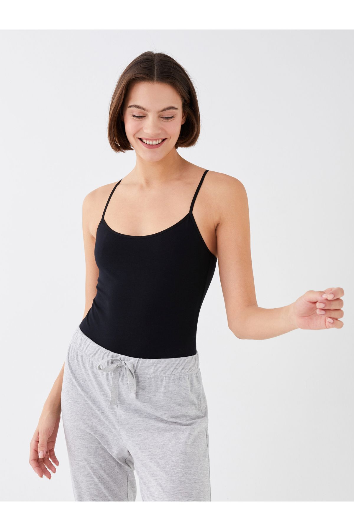 LC Waikiki U Yaka Düz Askılı Kadın Çıtçıtlı Body
