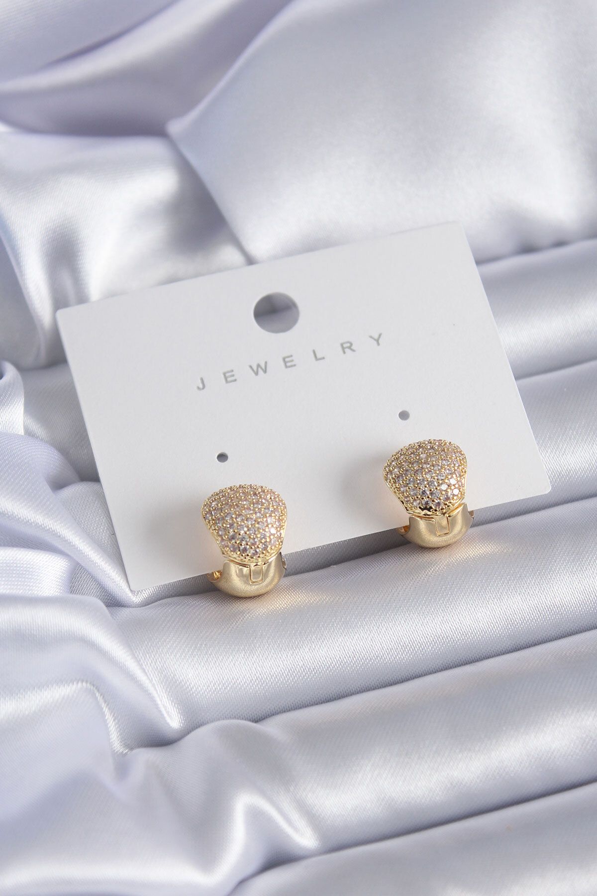 LovelymCo Gold Renk Zirkon Taşlı Pirinç Kadın Küpe - Lisinya