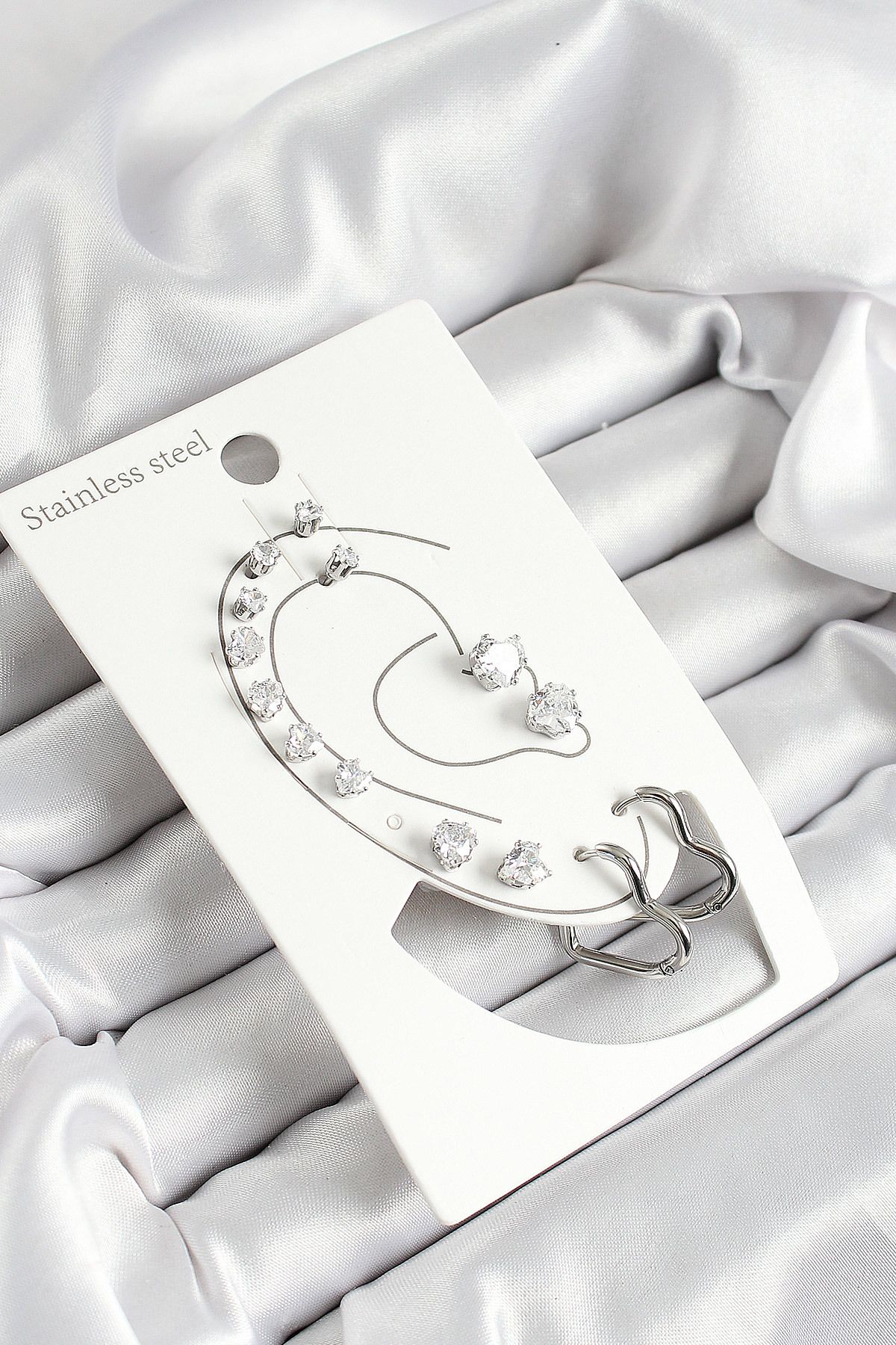 LovelymCo 316L Çelik Kalp Figürlü Ve Zirkon Taşlı Gümüş Renk 7'Li Çift Kadın Küpe Set - Lisinya