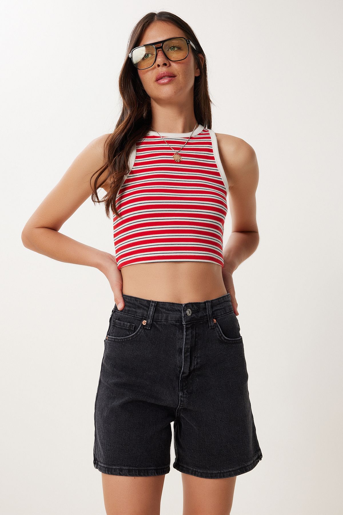 Lovelyİstanbul Bermuda Denim Şort SİYAH LUT0017