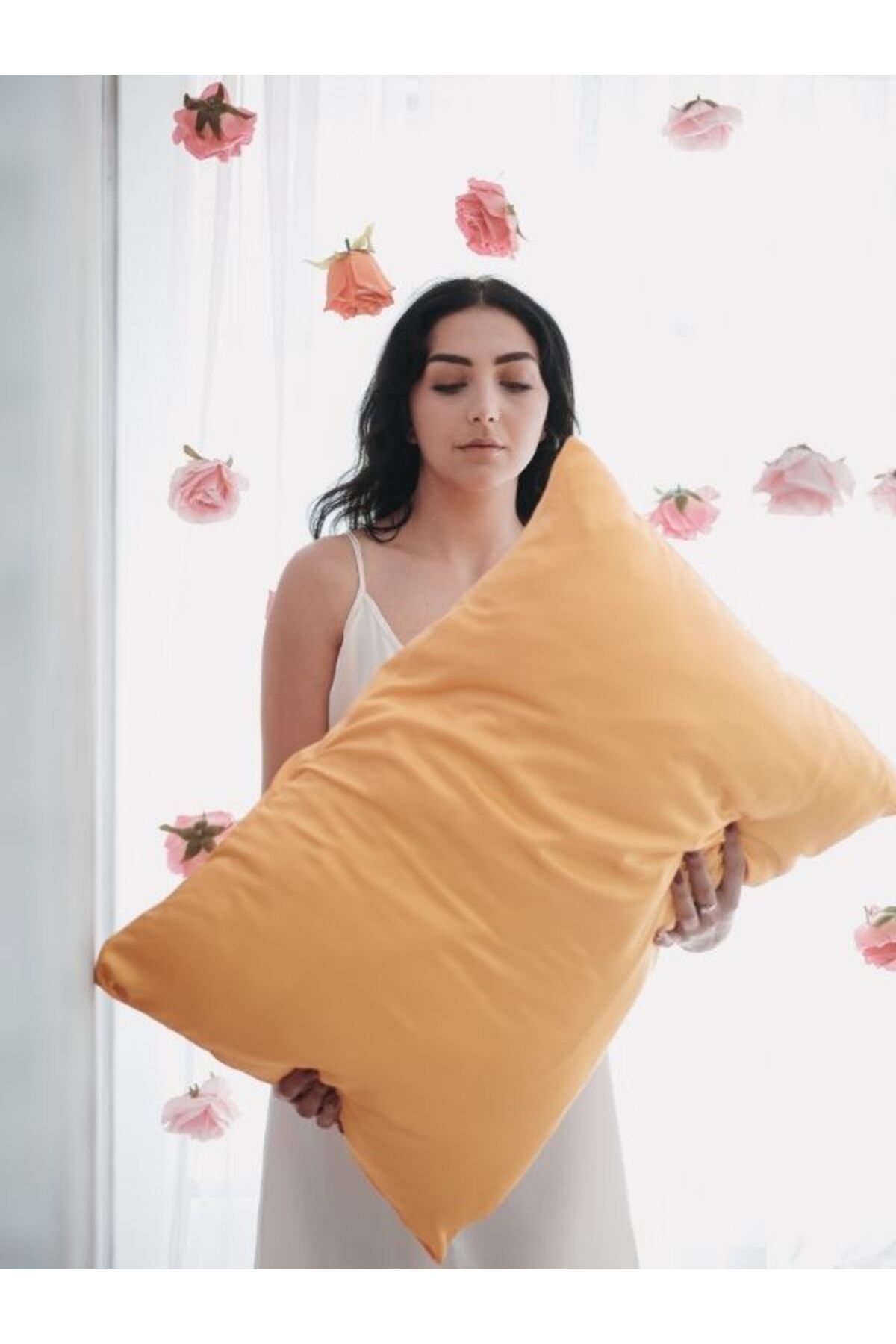 Loom Of Grace %100 ipek Yastık Kılıfı- Turuncu