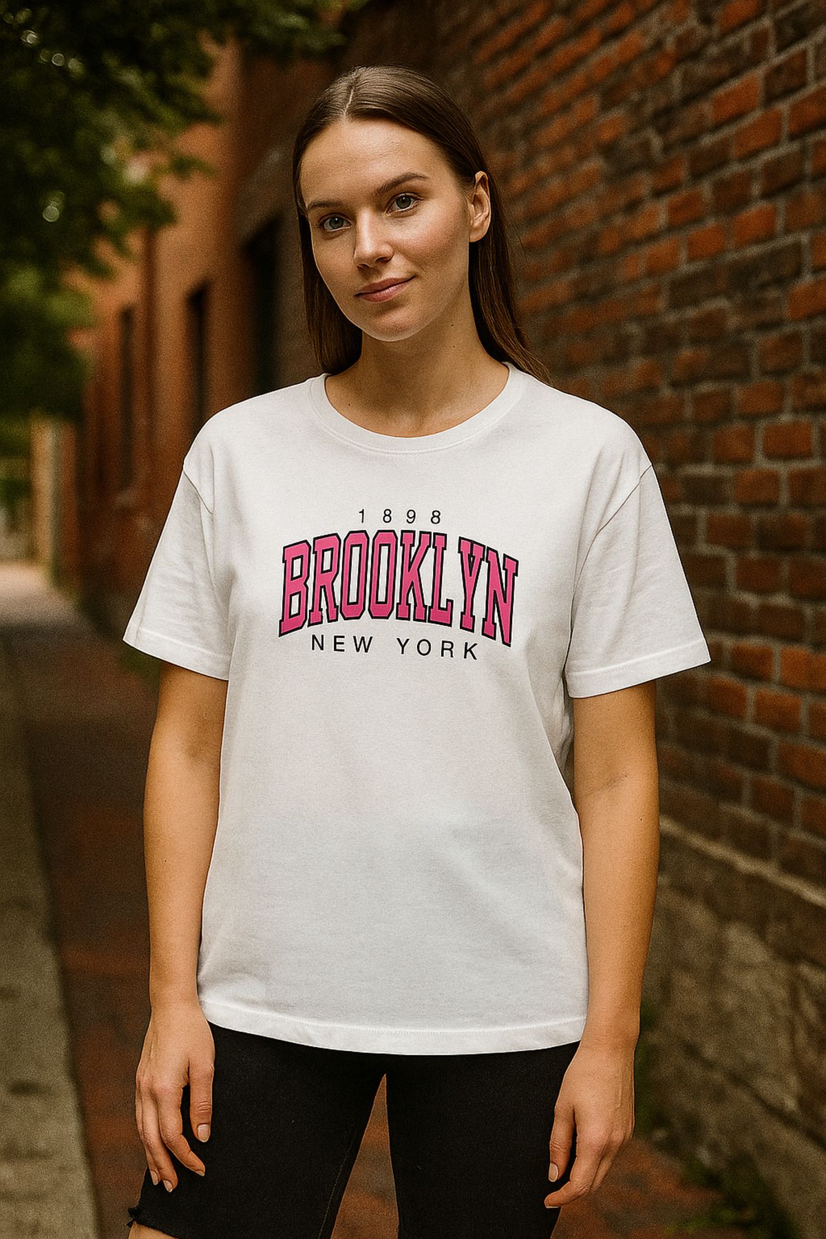 vikitekno oversize bisiklet yaka brooklyn baskılı tasarım kadın t-shirt