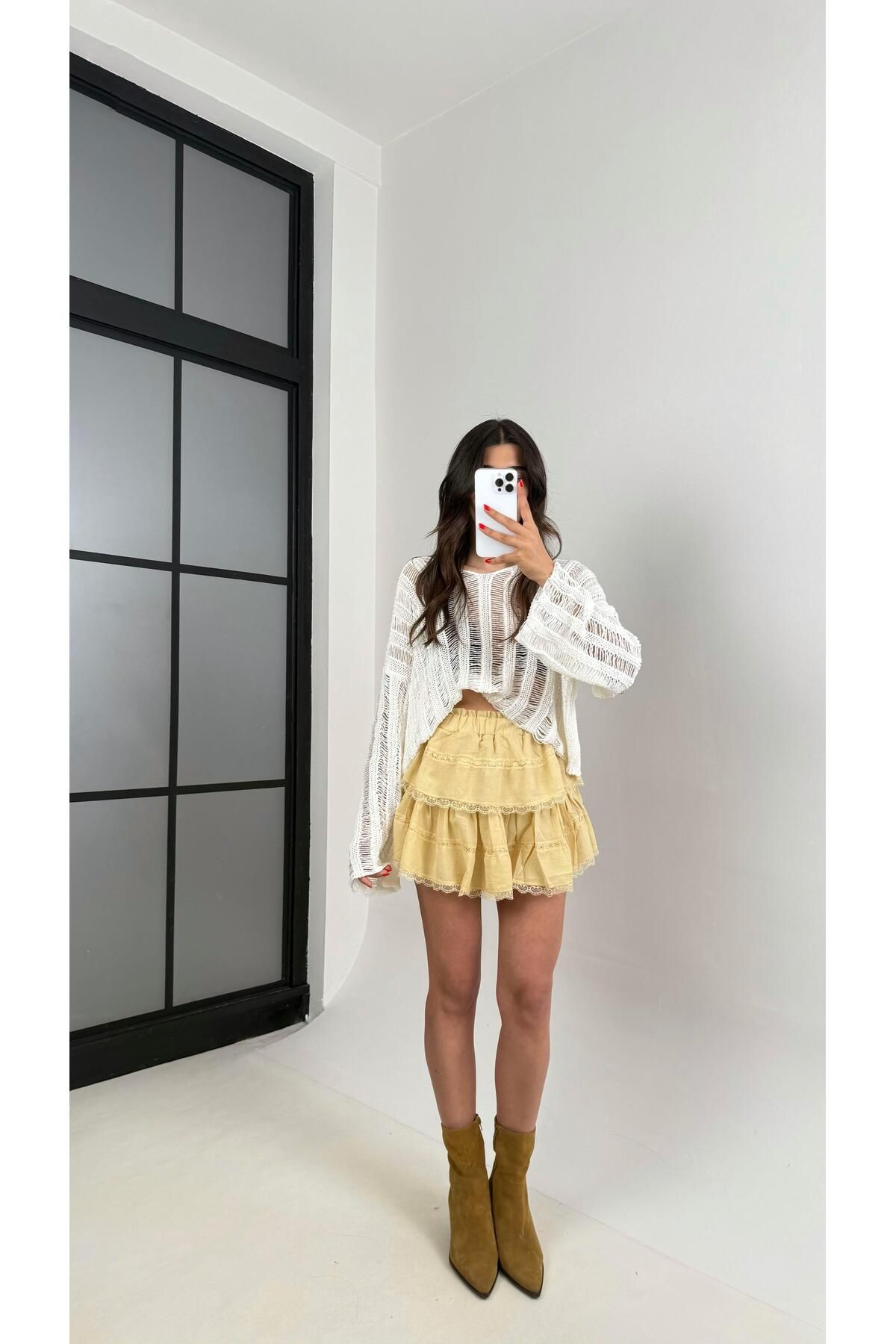 Gaus Sarı Dantel Detaylı Katlı Şortlu Etek Gaus00493
