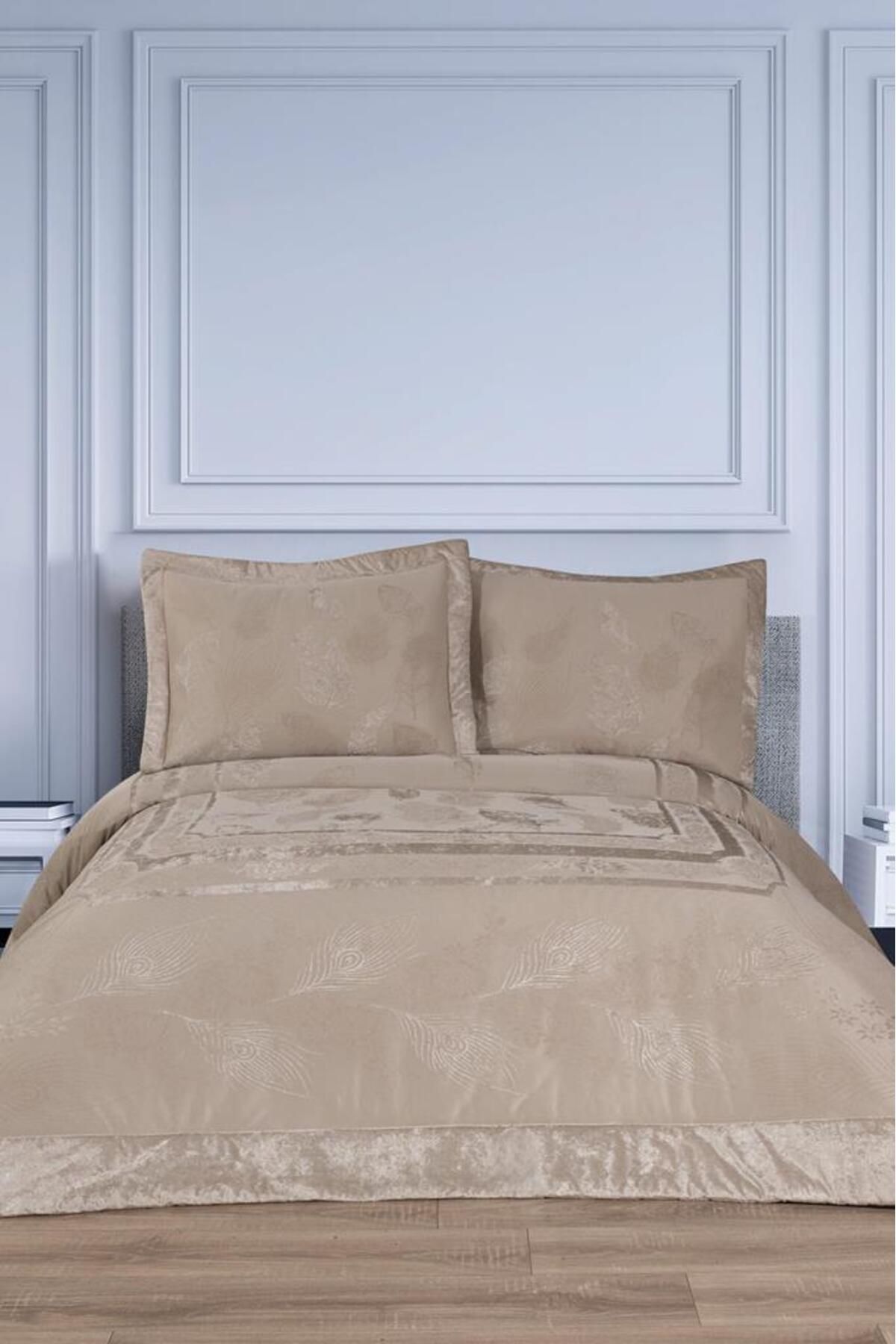 Çeyiz Diyarı Gözde Elyaf Dolgulu Çift Kişilik 250x255 Cm Yatak Örtüsü Bej