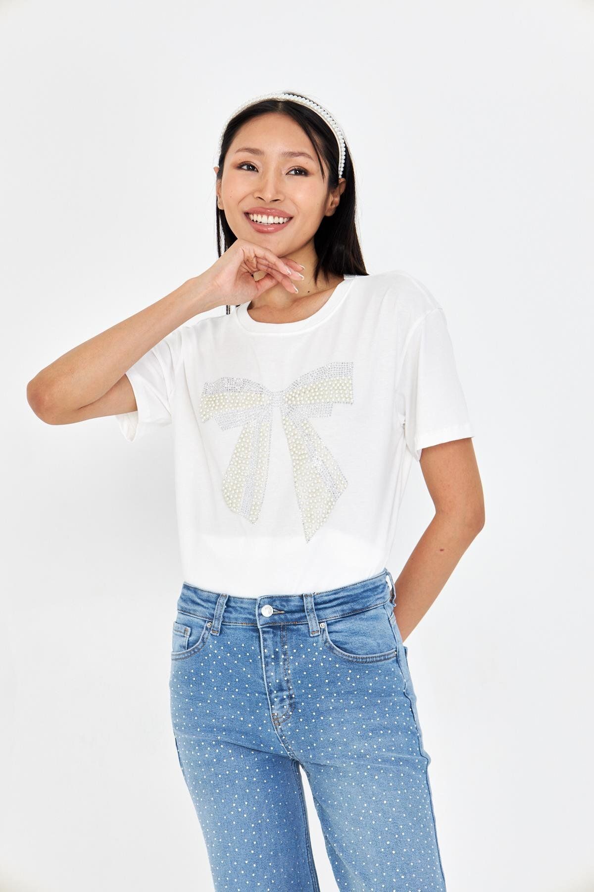 TIFFANY&TOMATO Taşlı Fiyonk Baskılı T-Shirt