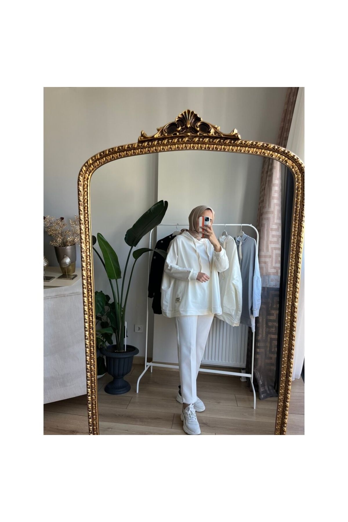 ABELF beyaz sweatshirt