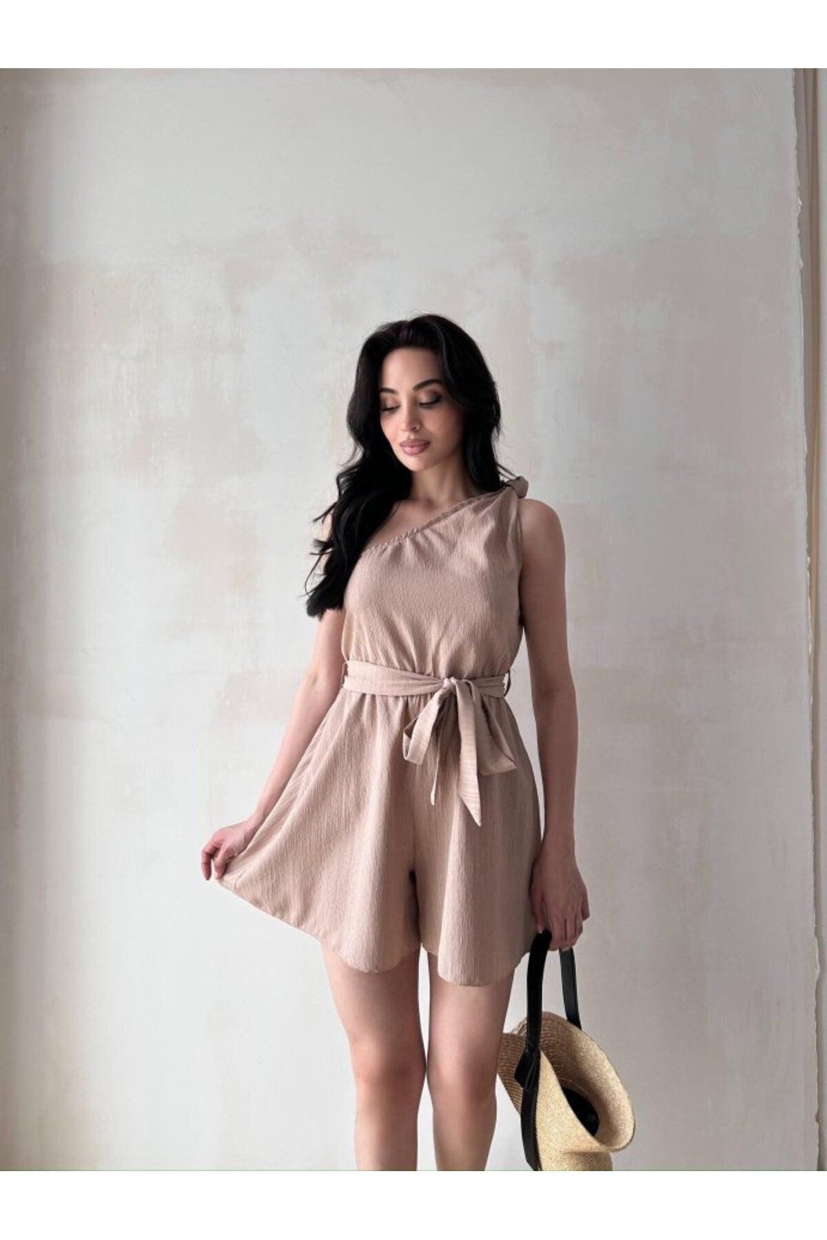popibutik Kadın Tek Omuz Kuşaklı Mini Tulum