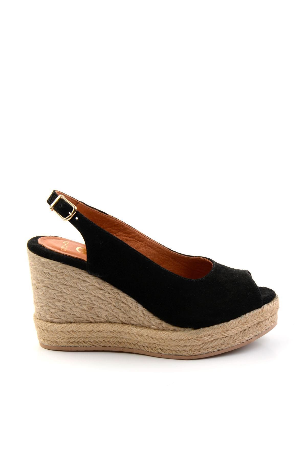 Bambi Siyah Leather Kadın Sandalet K05666030202