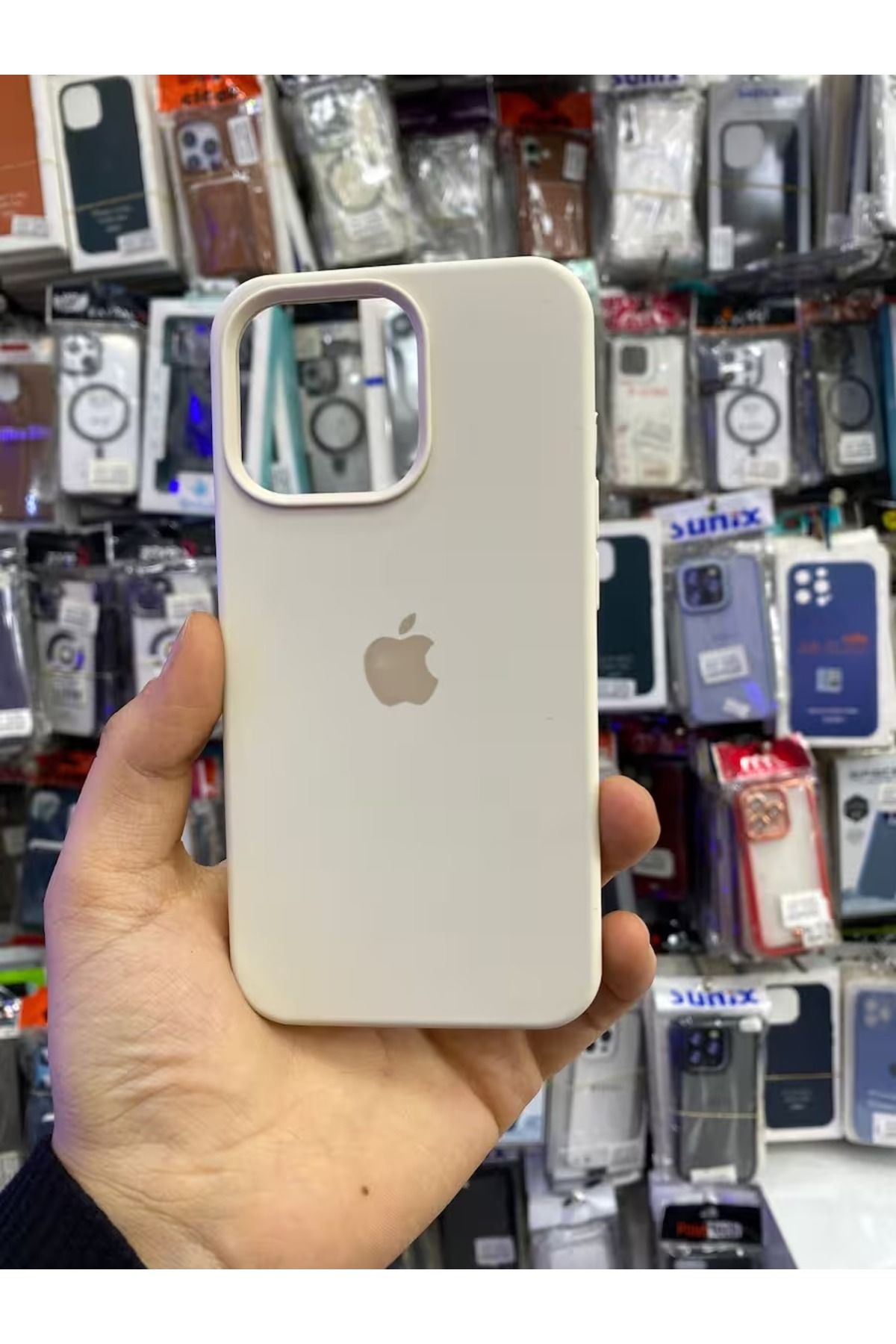Soffany İPHONE 13 PRO UYUMLU LOGOLU LANSMAN İÇİ KADİFE KILIF
