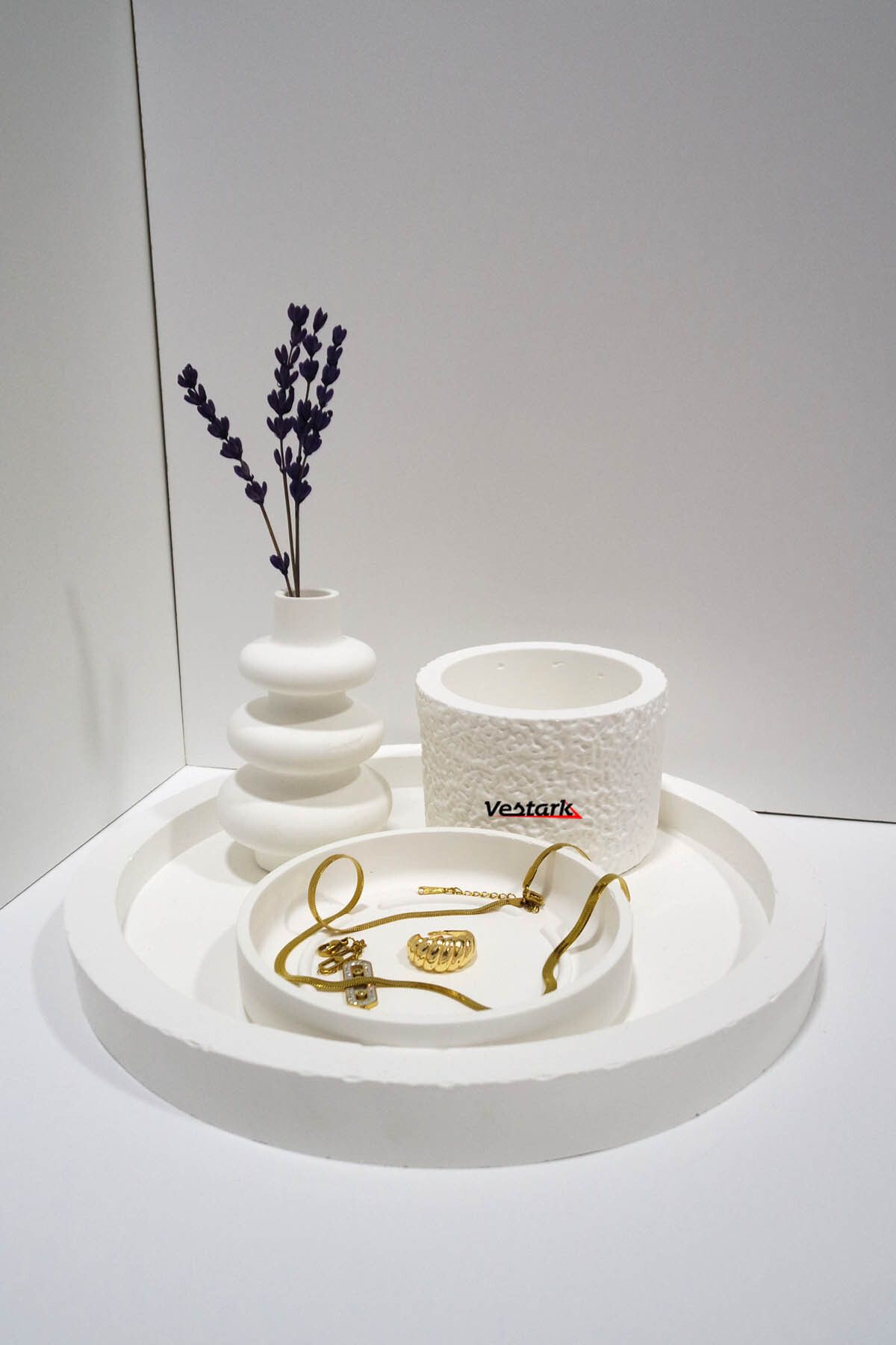 Vestark Modern Minimalist Beyaz Set: Boğumlu Vazo, Dokulu Organizer, Takı Altlığı, Tepsi