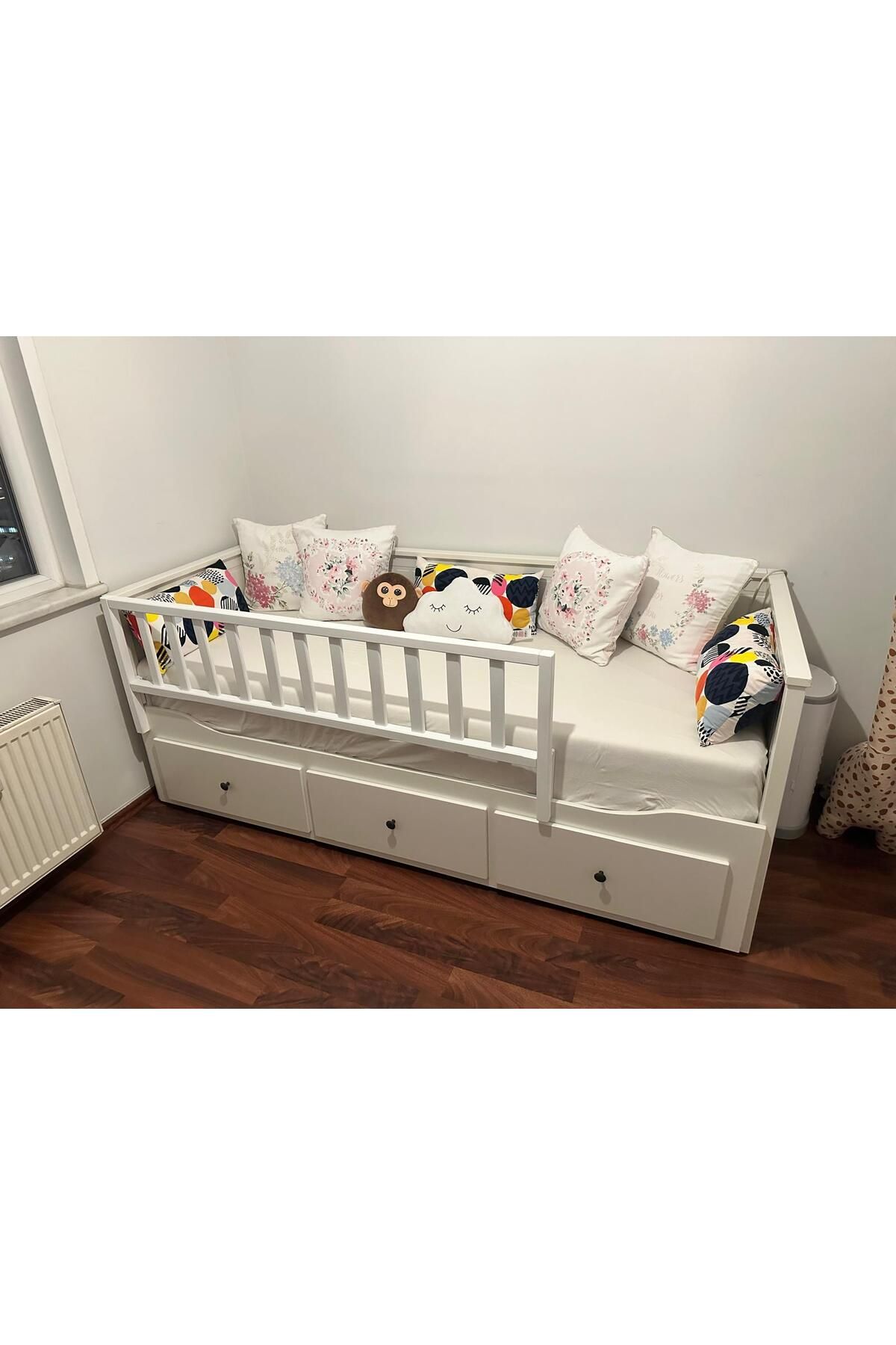 Se7enSky 150x50 + 50x50 Divan Hemness uyumlu mat beyaz ahşap bariyer, trabzan , korkuluk
