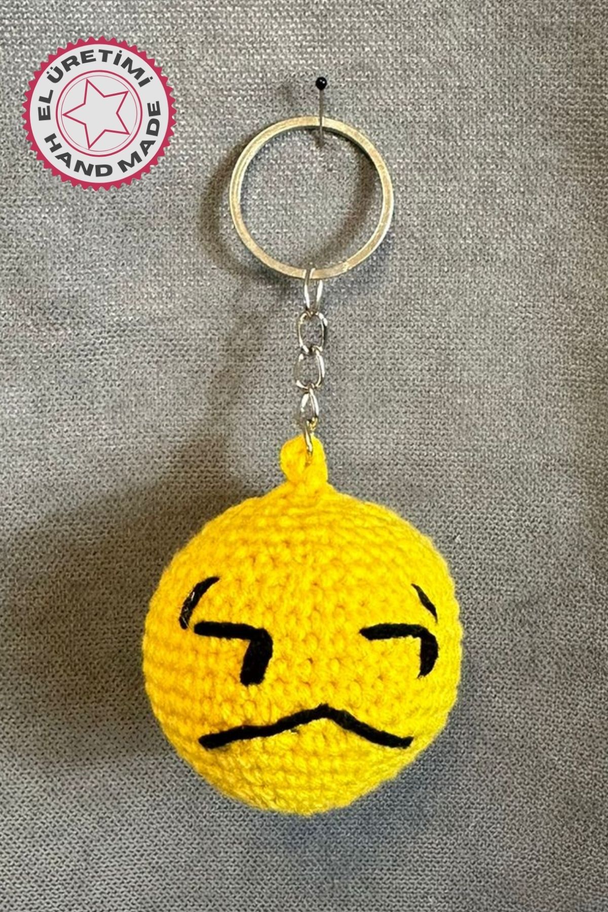 Uretti - Tuğba 9352 1259 El Yapımı Örgü Endişeli Yüz Emoji Model Anahtarlık