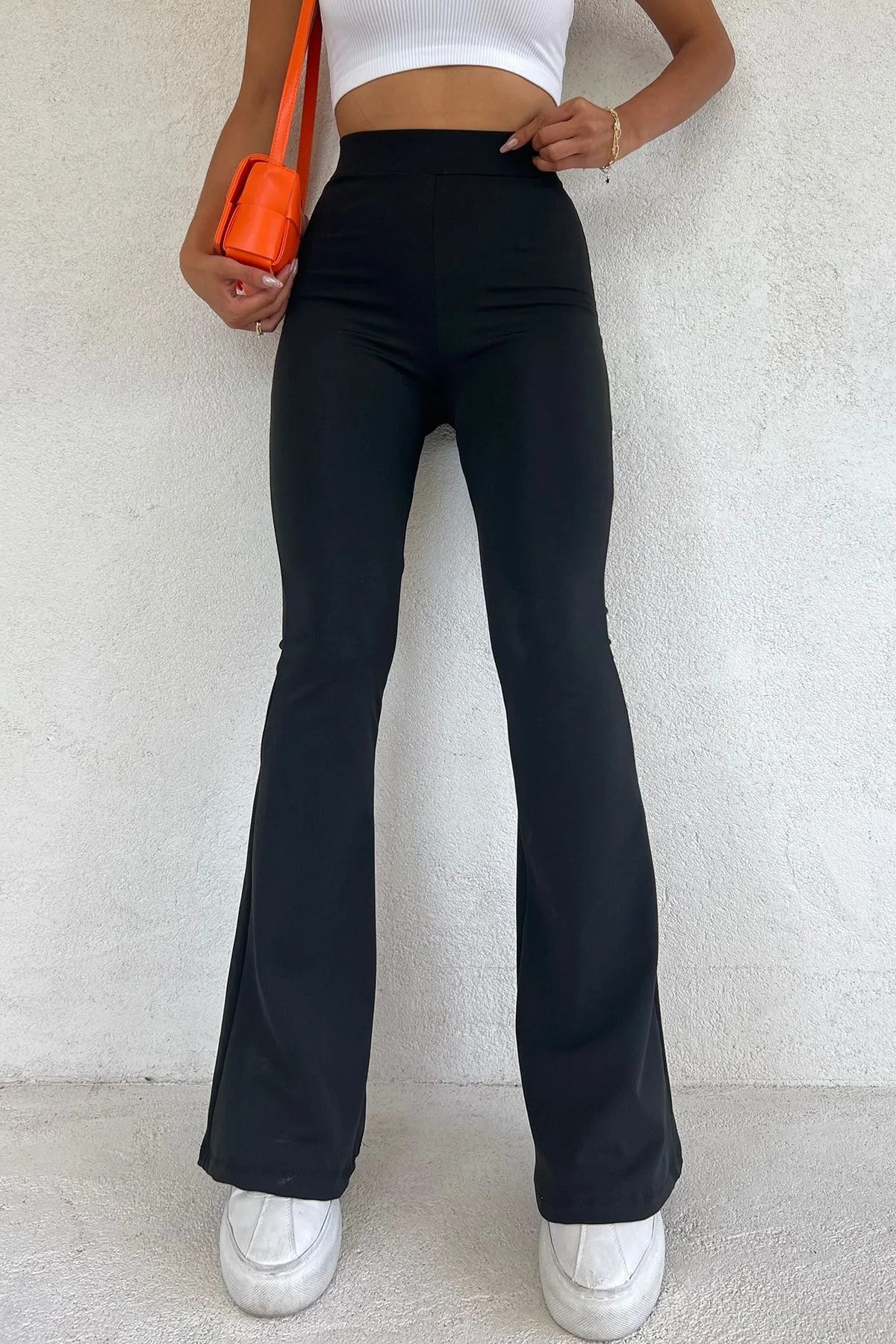 Genel Markalar  Kadın Siyah Ispanyol Paça Dalgıç Kumaş Yüksek Bel Toparlayıcı Tayt Pantolon - Görsel 4