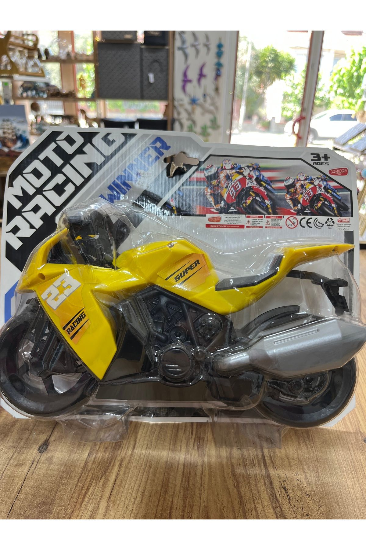 1000 çeşit hediye dünyası Yarış motoru