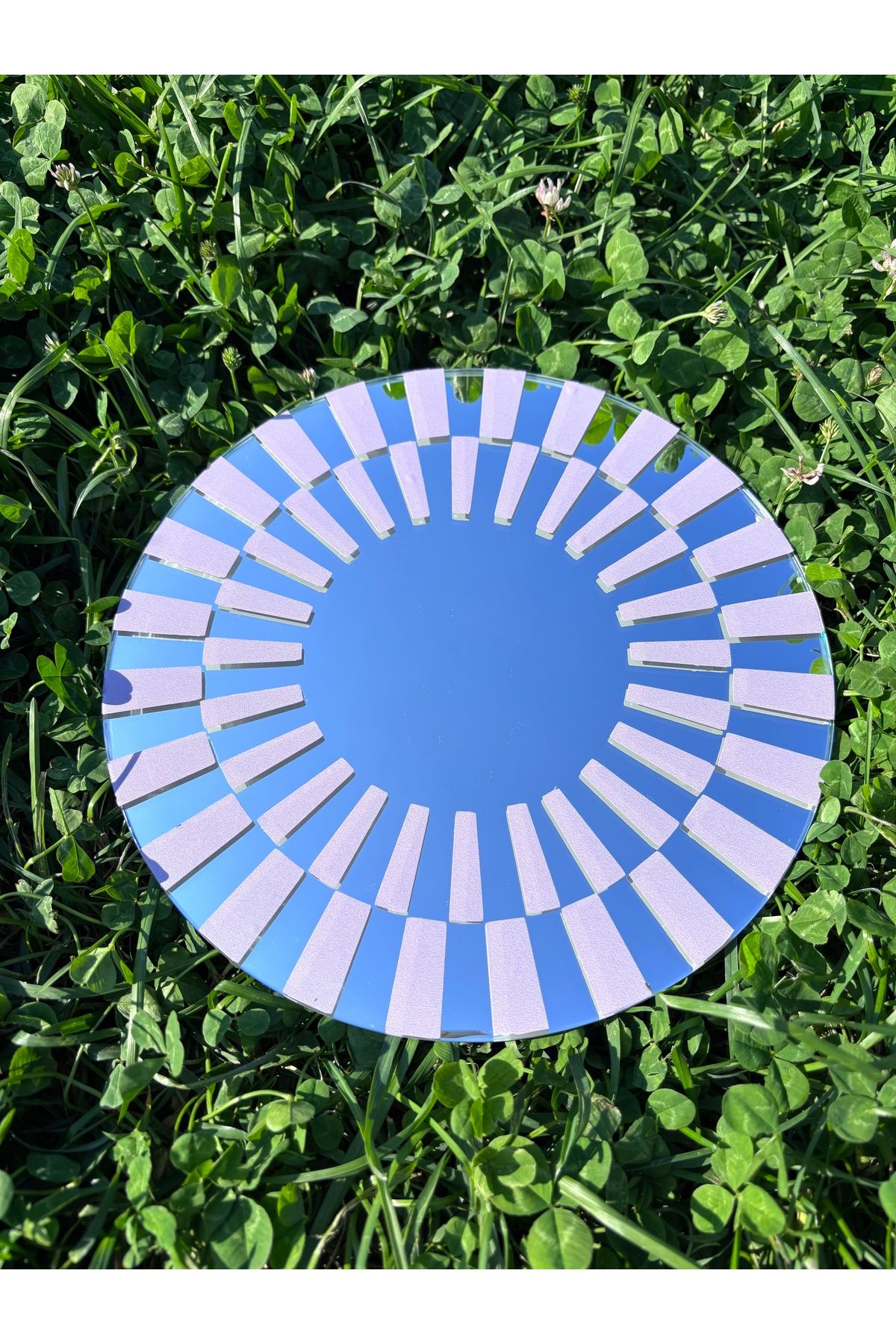 STUDIO GARNI Pinterest Aynası Yuvarlak Ayna Sticker Ayna 25 cm çap DiscoBeam Ayna
