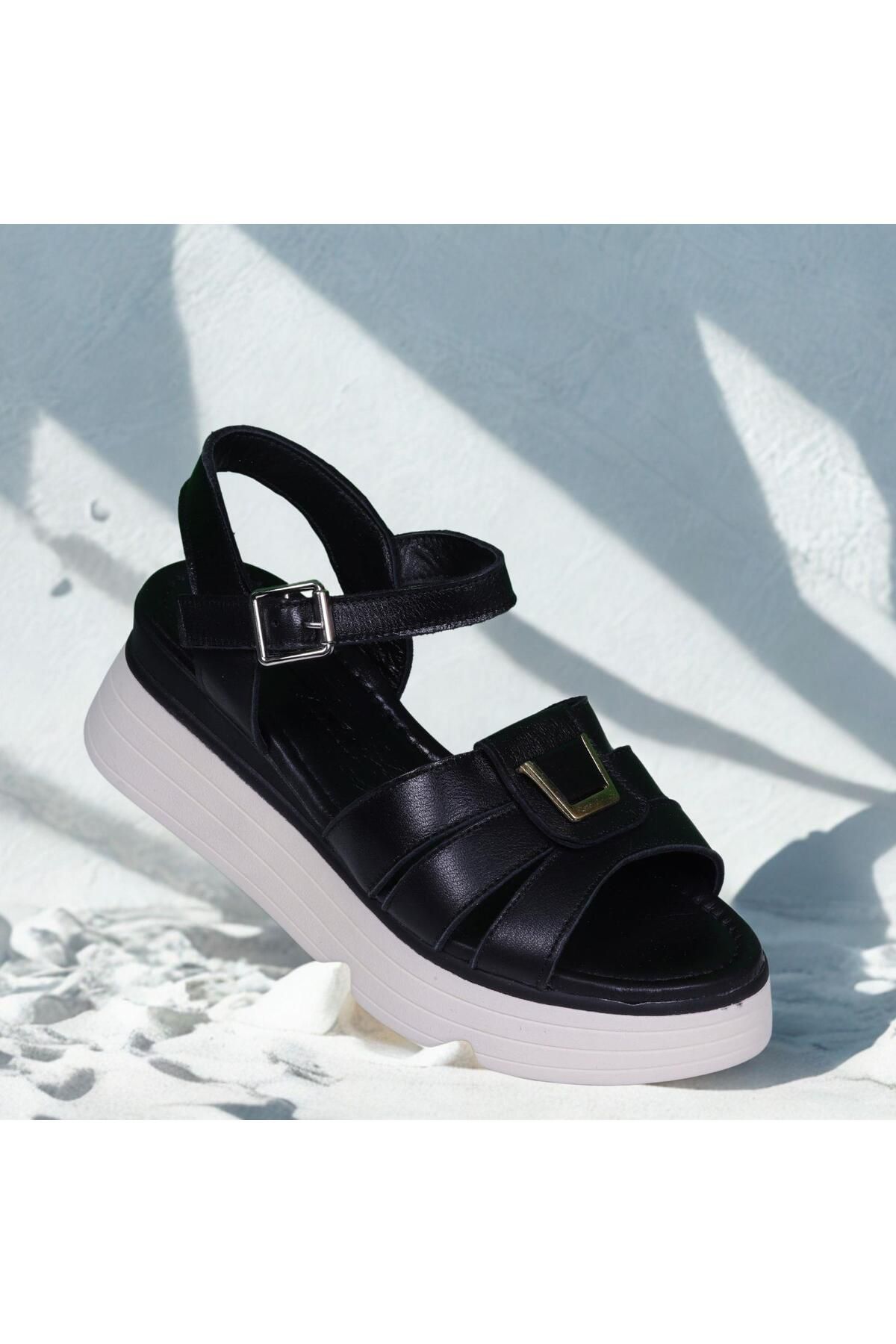 LORRA SHOES 592 Günlük Kadın Hakiki Deri Sandalet