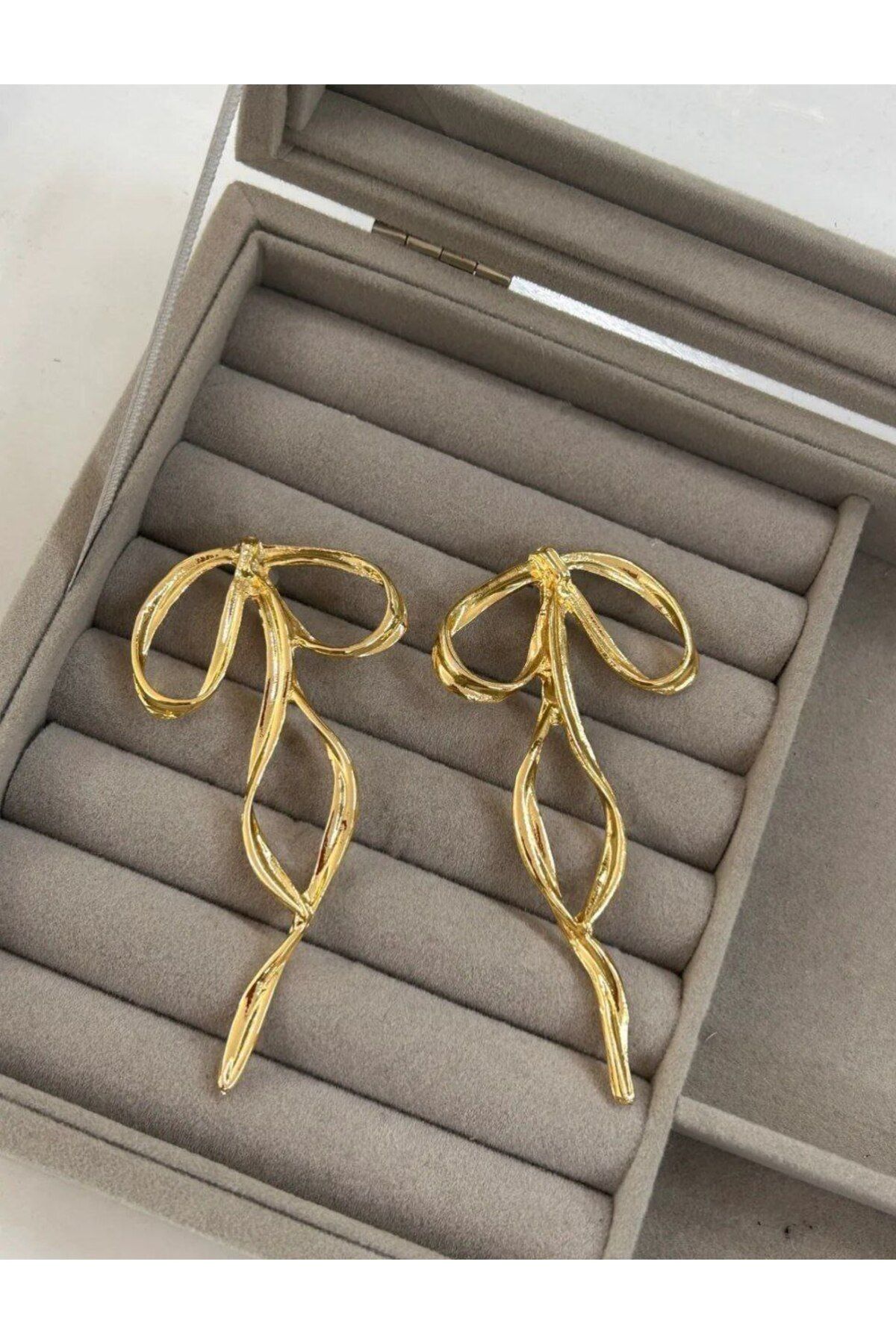 Butik GOLD FİYONK KÜPE (8.5 CM)