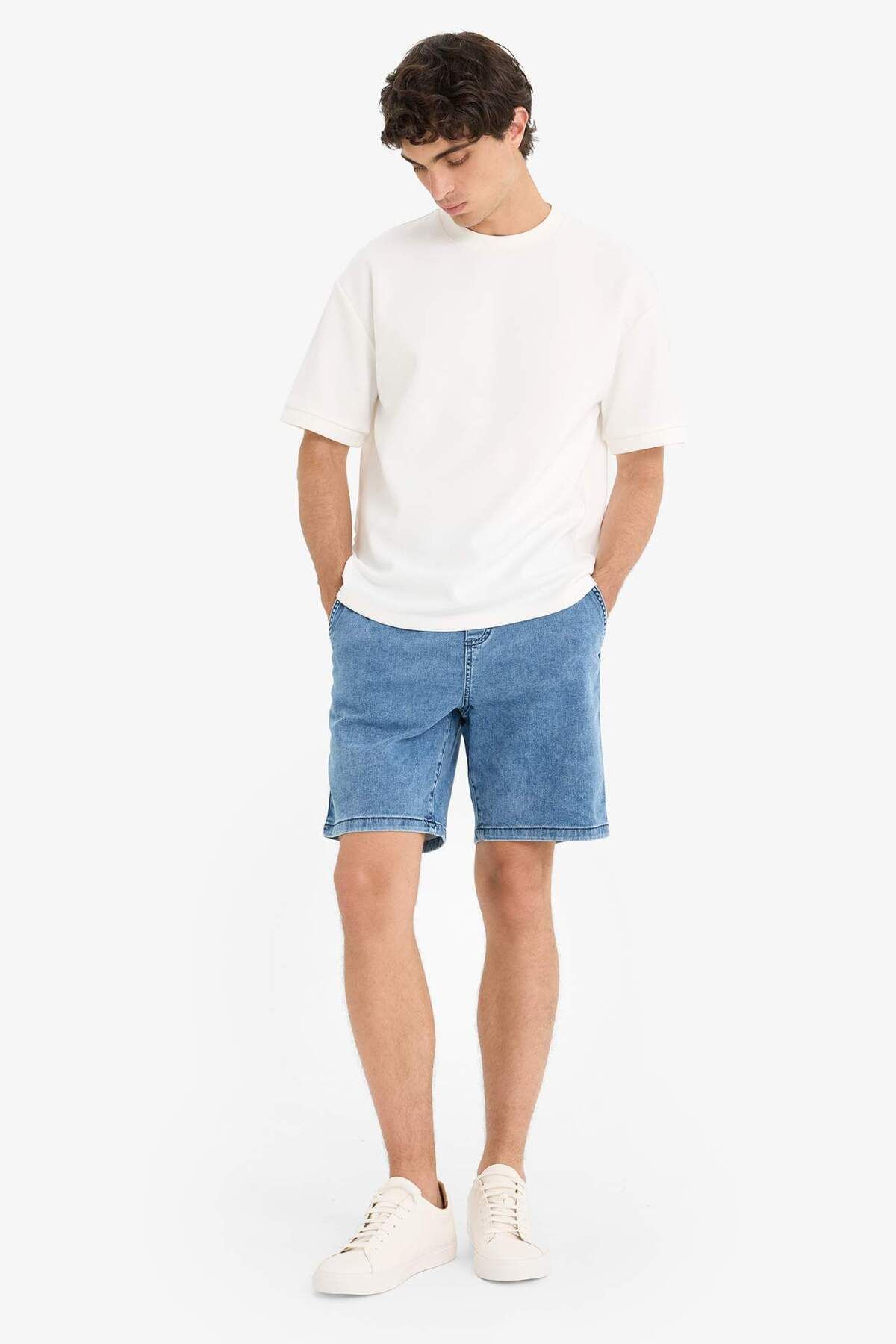 DeFacto-Regular Fit Elastic Waist Comfortable Fit Jean Bermuda Shorts E4537Ax25Sm 2