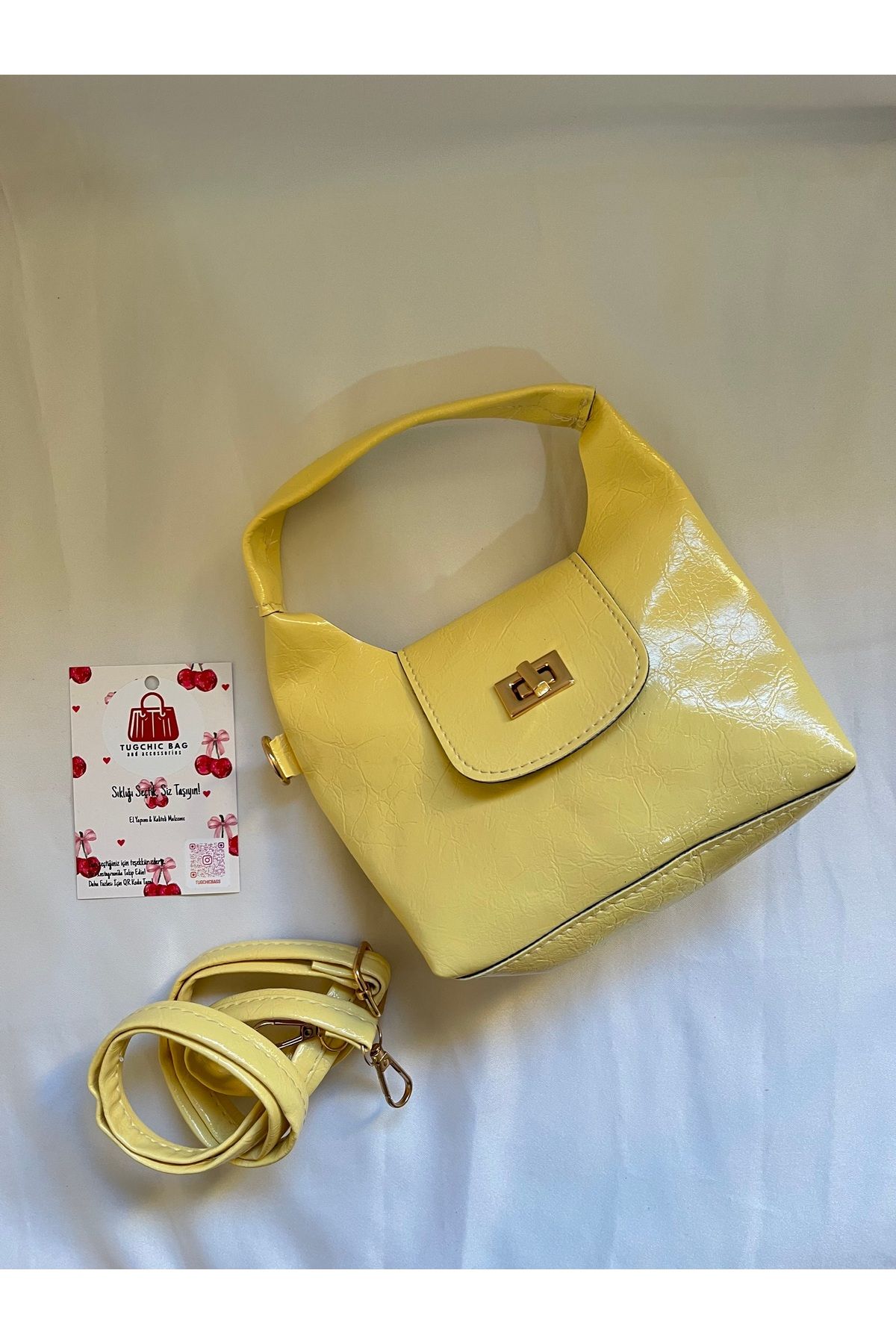 Tugchic Bags Pastel Sarı Mini Çanta – Gold Tokalı