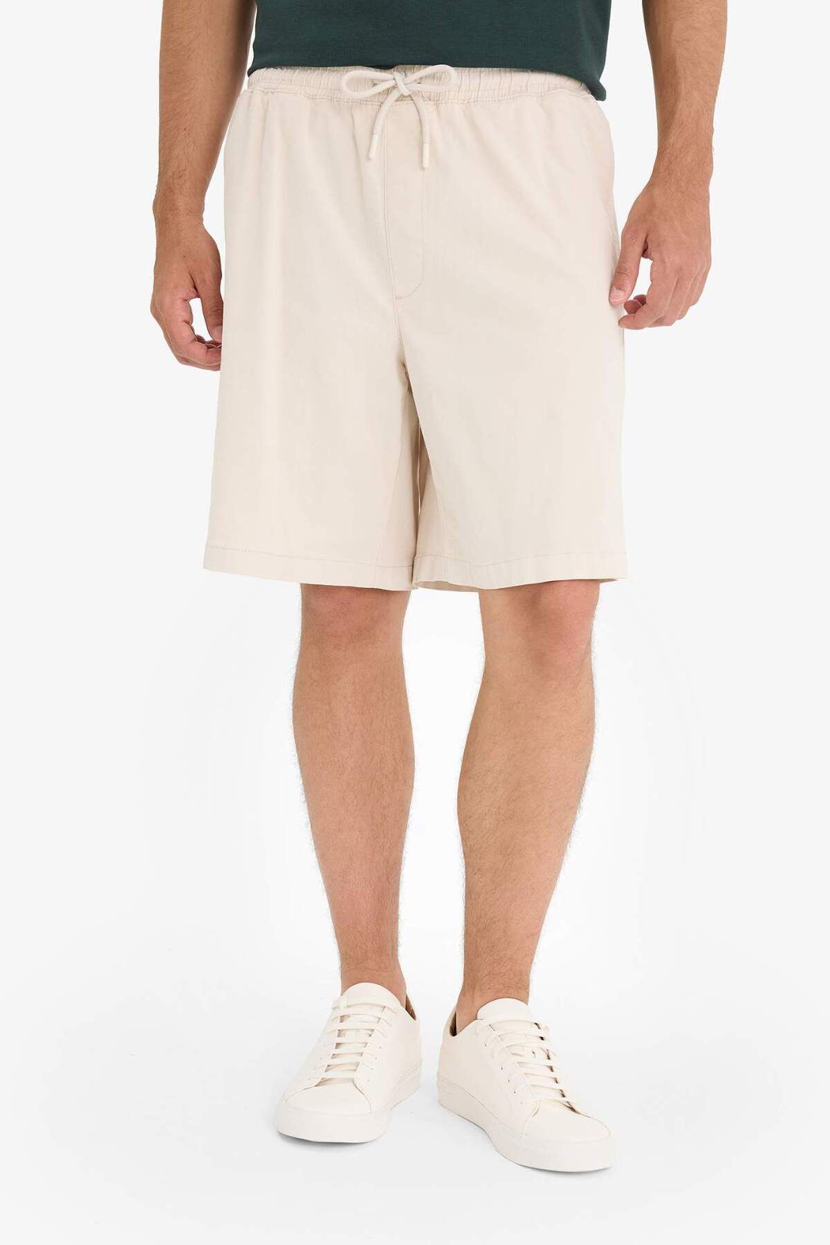 DeFacto Baggy Fit Beli Bağcıklı Bermuda Şort E1047AX25SM