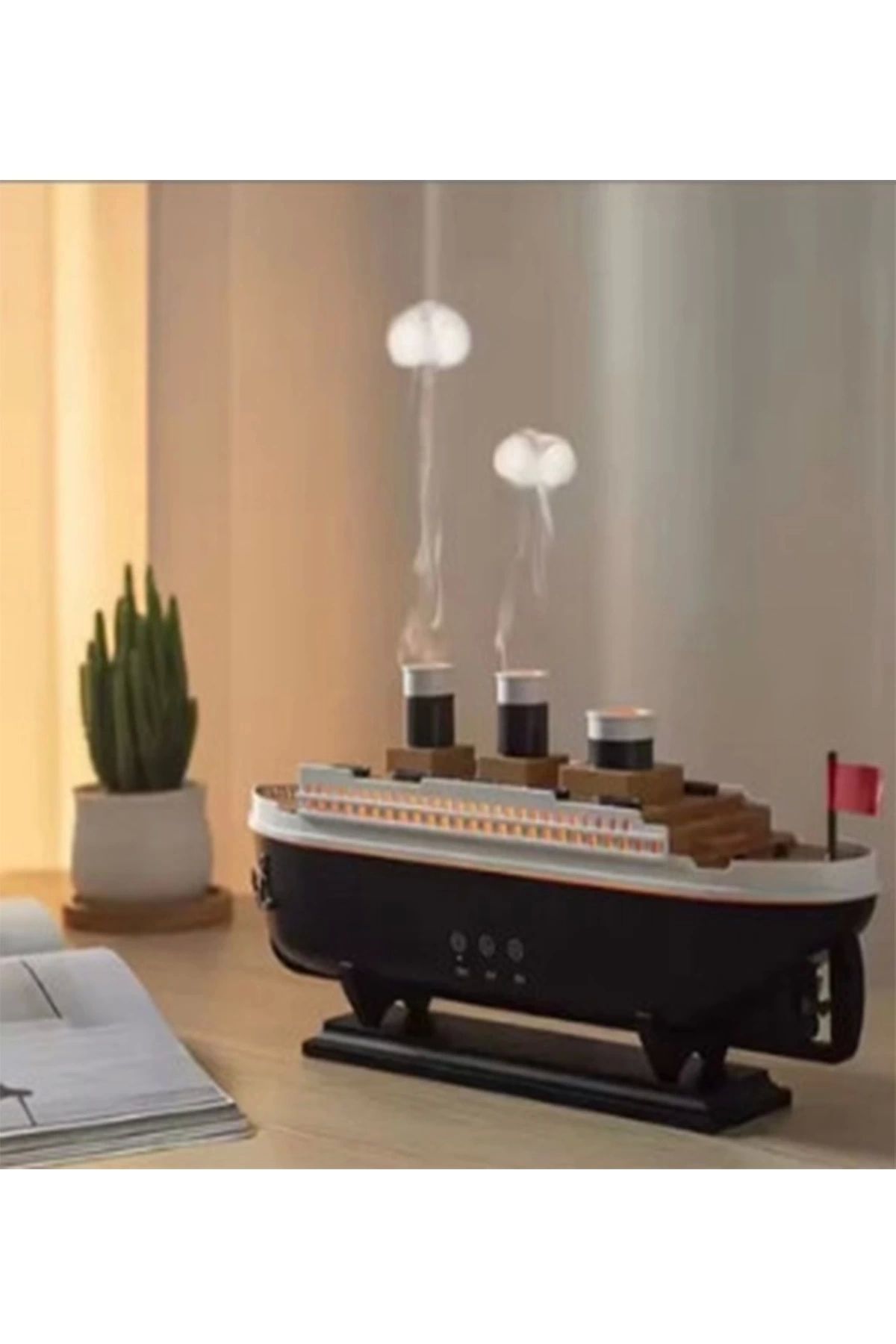 No8 Home Titanic Gemi Hava Nemlendirici Işıklı Fonksiyonlu Buhar Makinesi Kumandalı