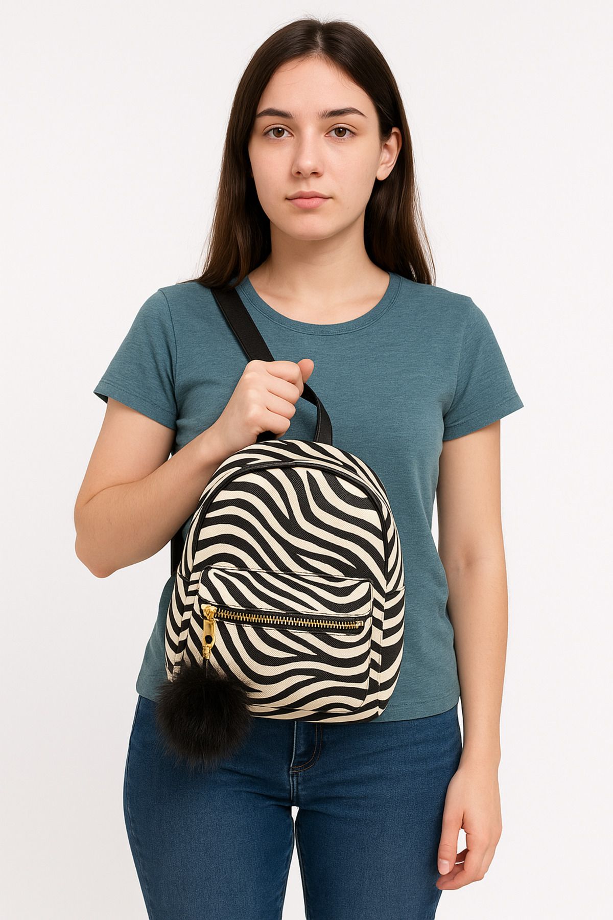 Satuna Zebra Desenli Mini Sırt Çantası - Günlük & Şık Kullanım | Pompon Detaylı