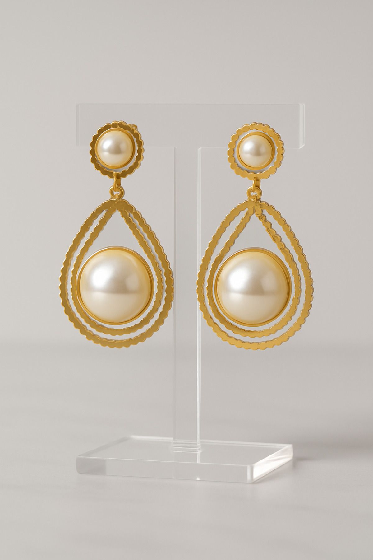 DARENT COLLECTİON Gold Renkli İnci Detaylı Sallantılı Küpe