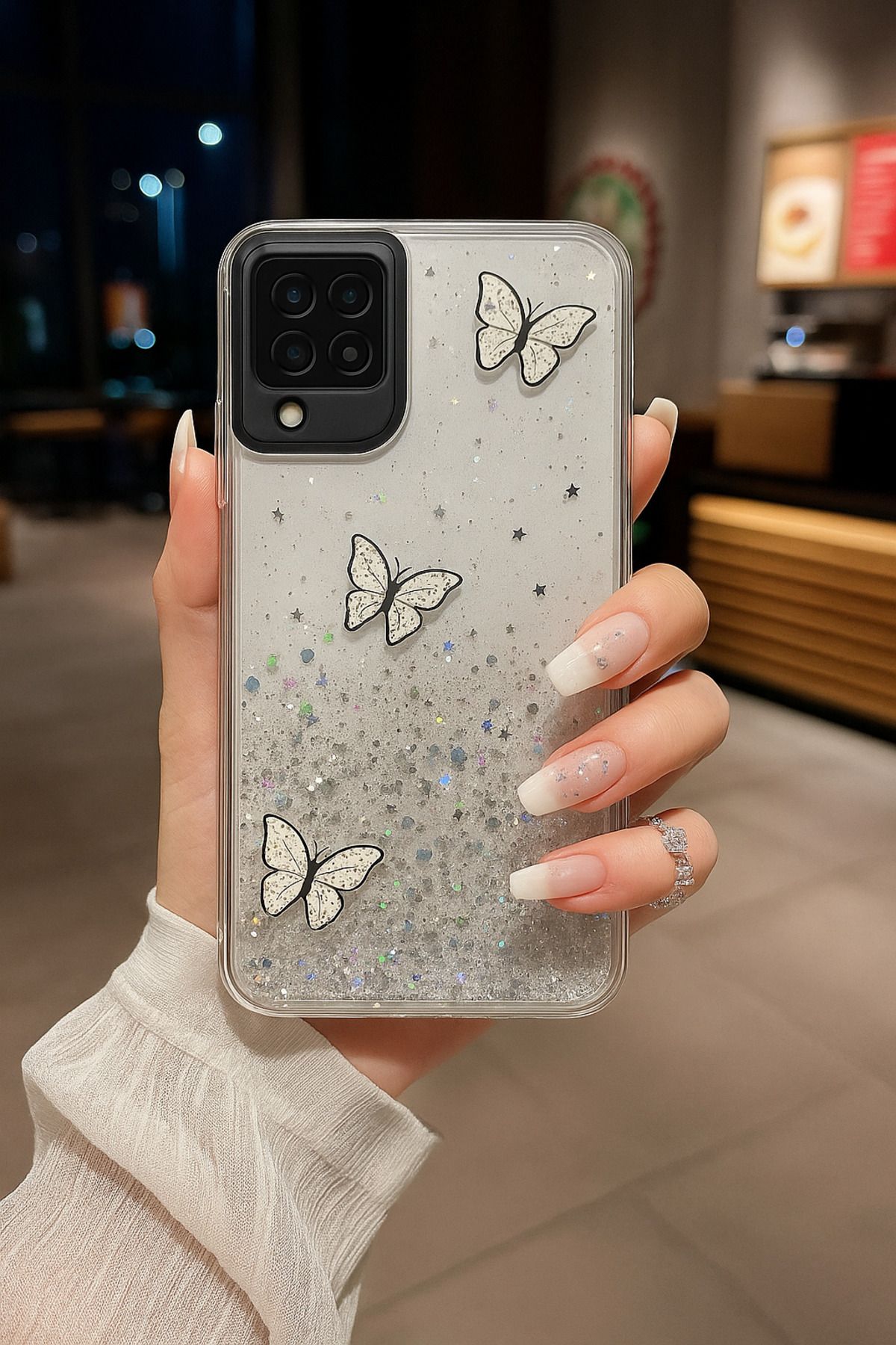 Rivor Samsung Galaxy A22 & M22 & M32 Kılıf Kamera Çıkıntılı Simli Kelebek Kabartmalı Desenli İnce Kapak