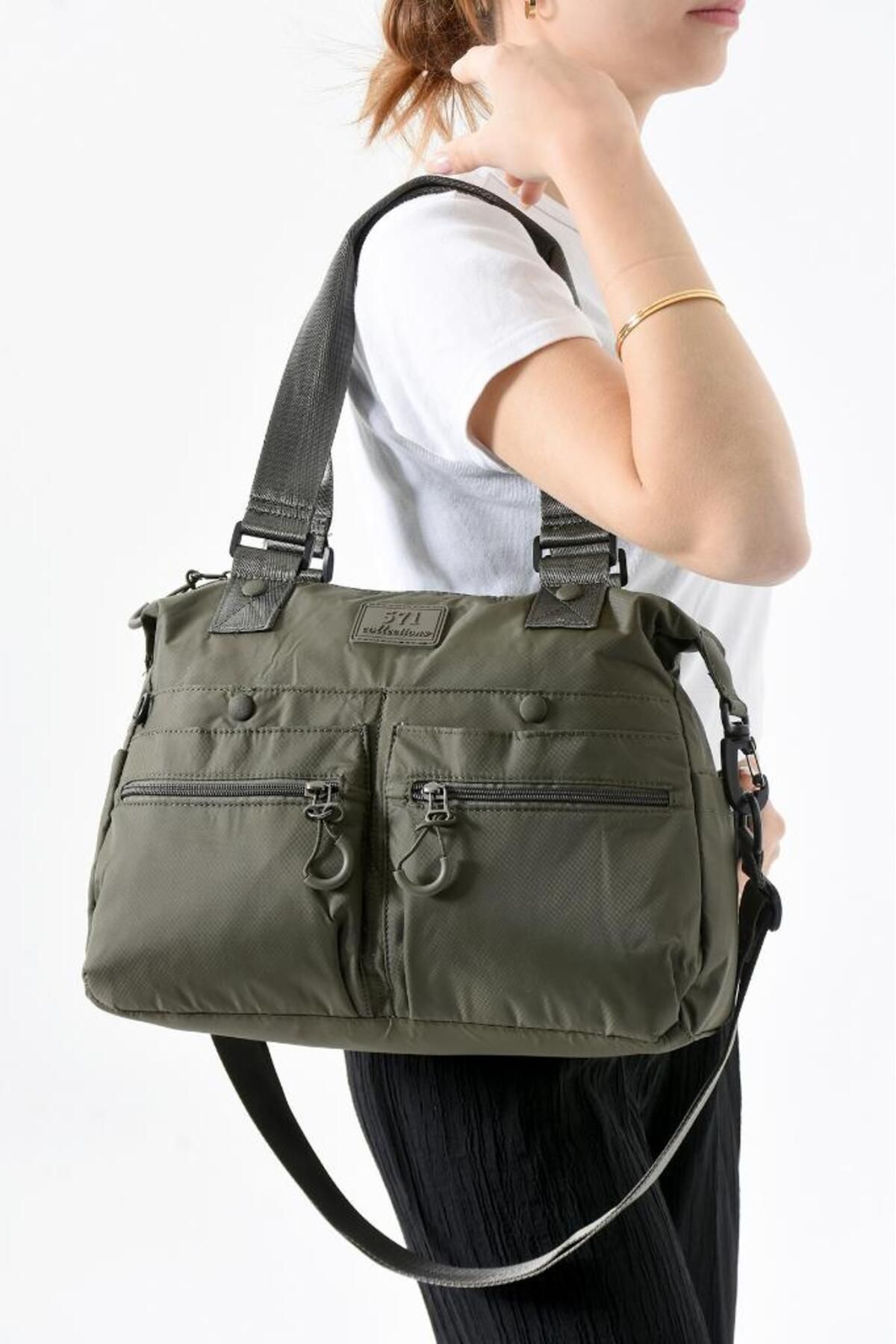 Baginn Paraşüt Kumaş Kadın Omuz Çantası Çapraz Askılı Postacı Kol Çantası 30*25 Cm 6 Ön 2 Yan 1 Arka Cep